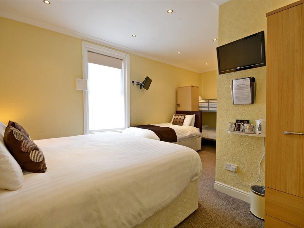 Family room-Ensuite-for 5