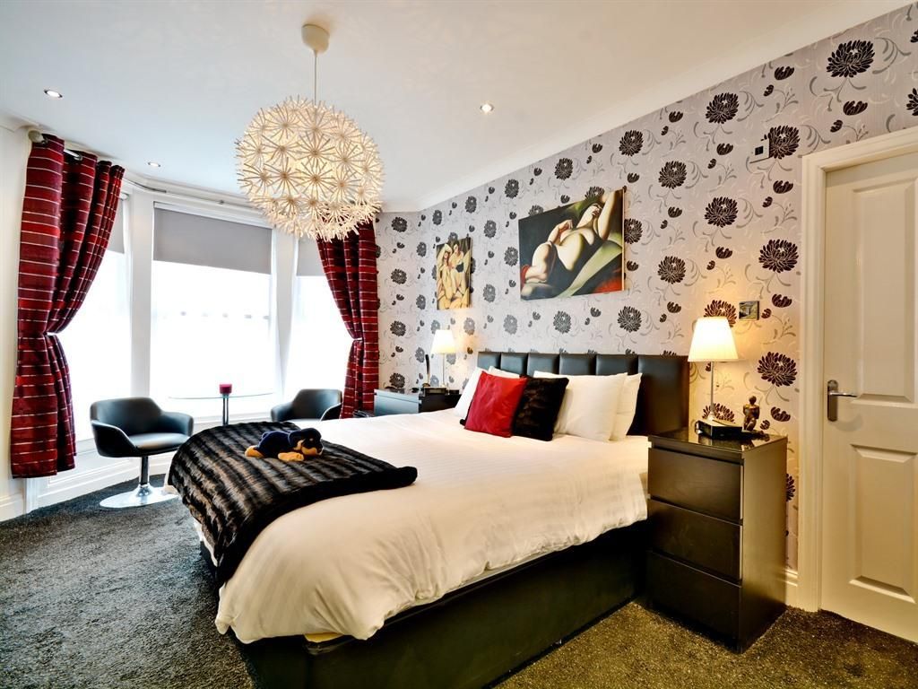 Double or Twin-Ensuite