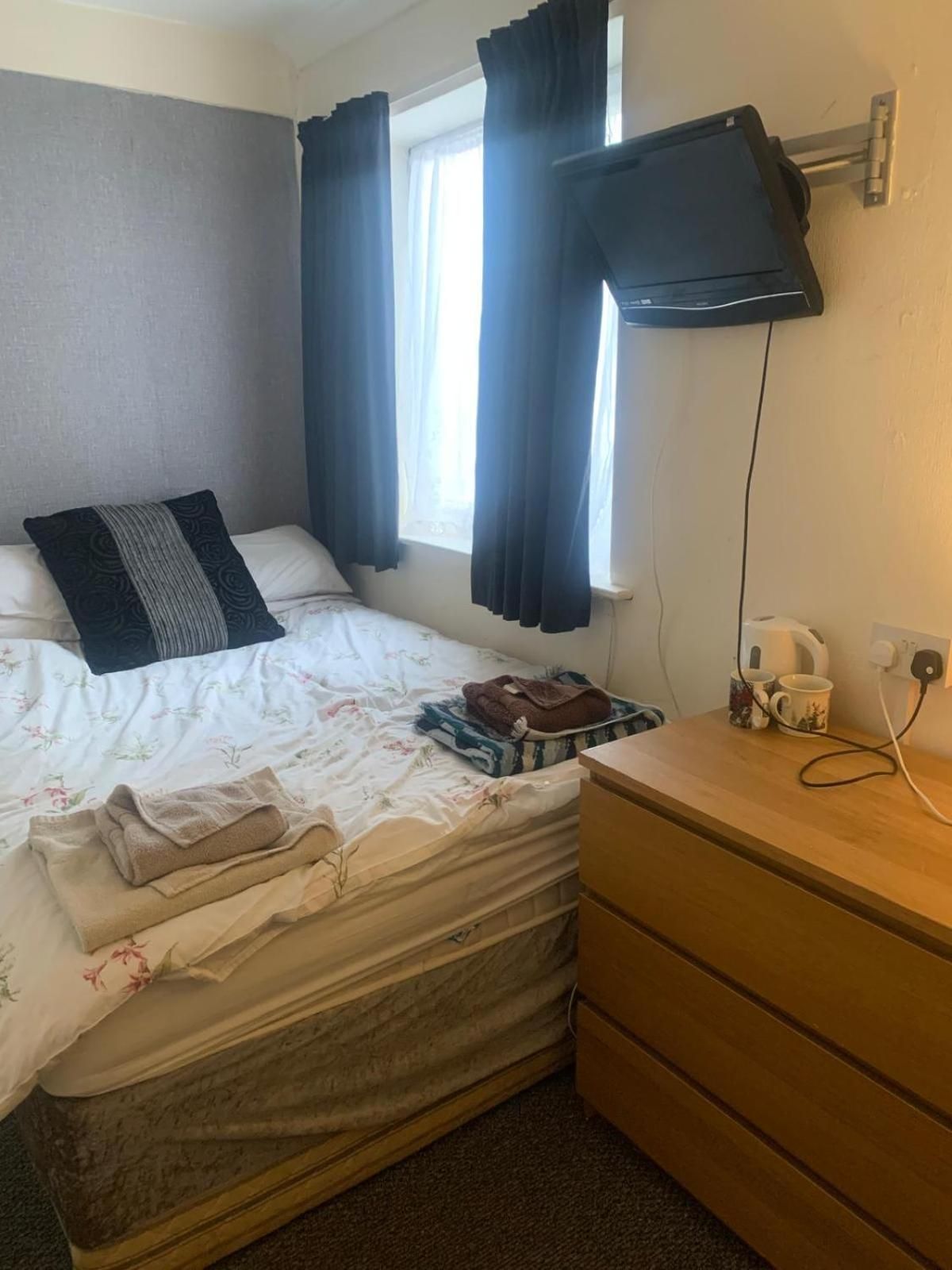 Double Room with Private Bathroom