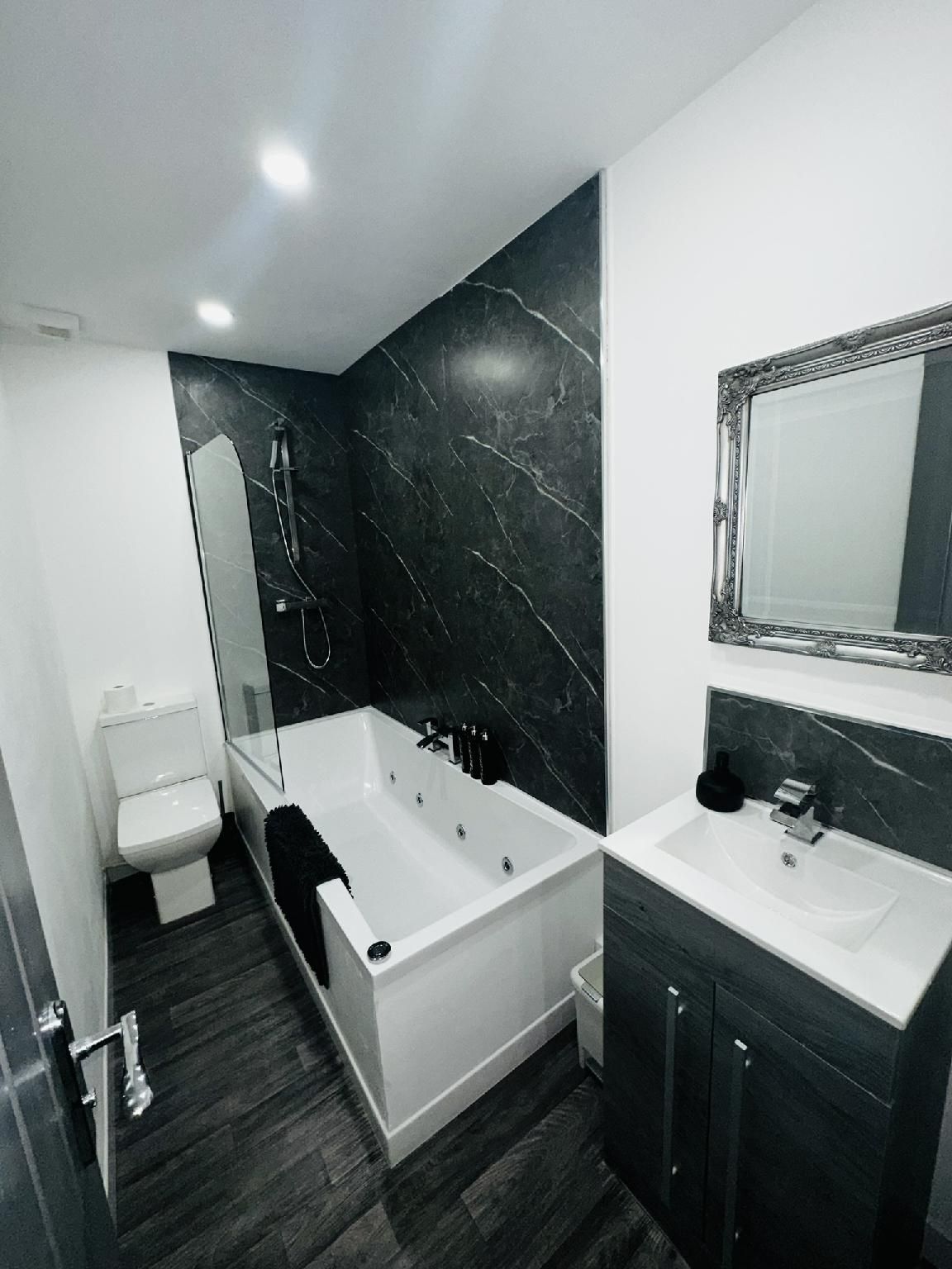 Suite-Private Bathroom-Garden view-deluxe