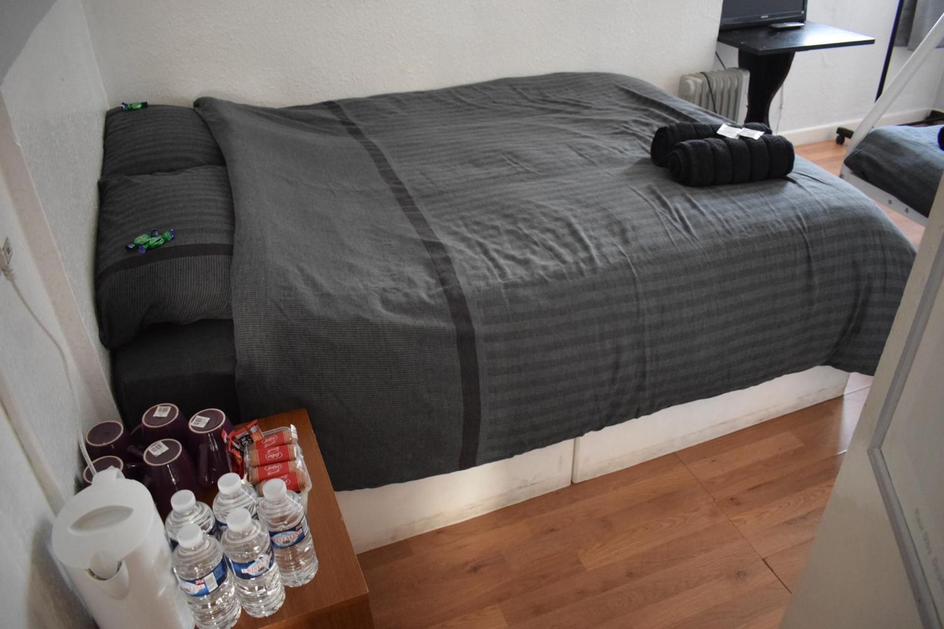Double Room with Shared Bathroom