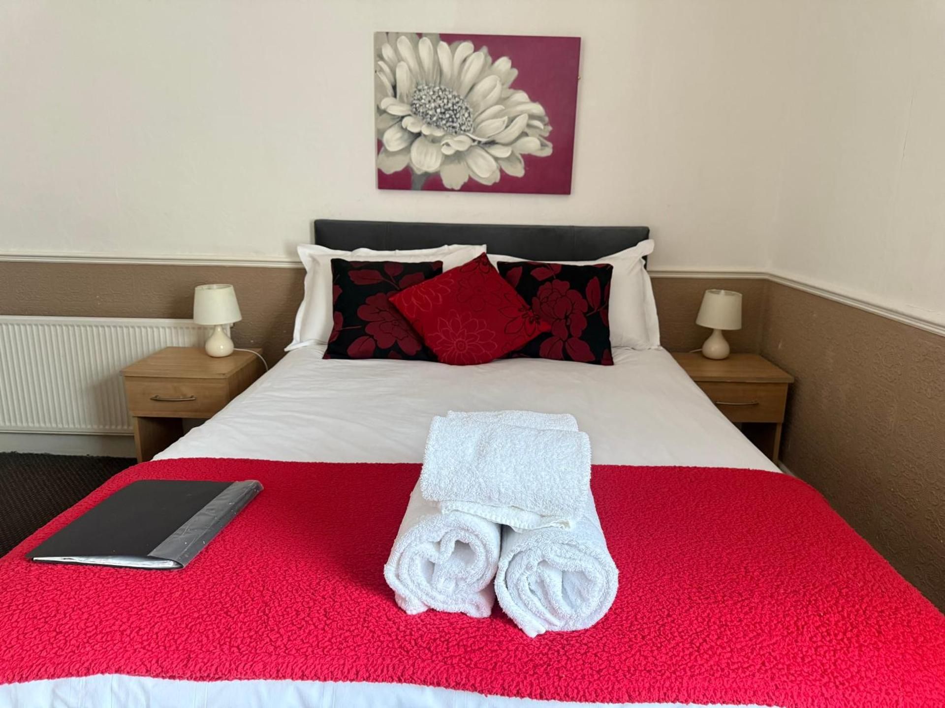 The Aberford Hotel Double Room 3