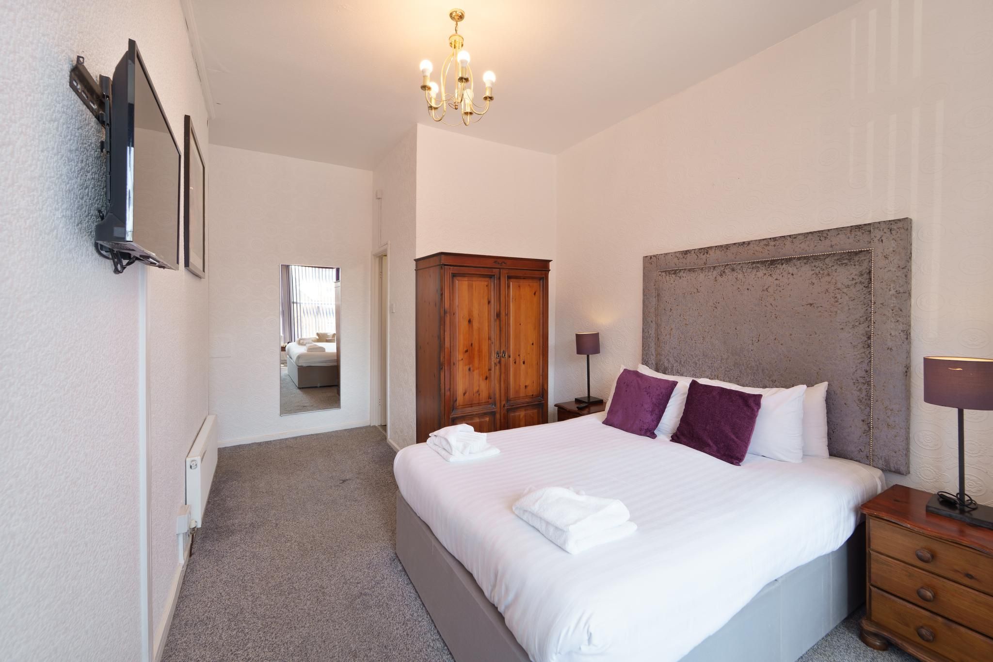 The Royal Alexandra Hotel by Compass Hospitality Double Room 2