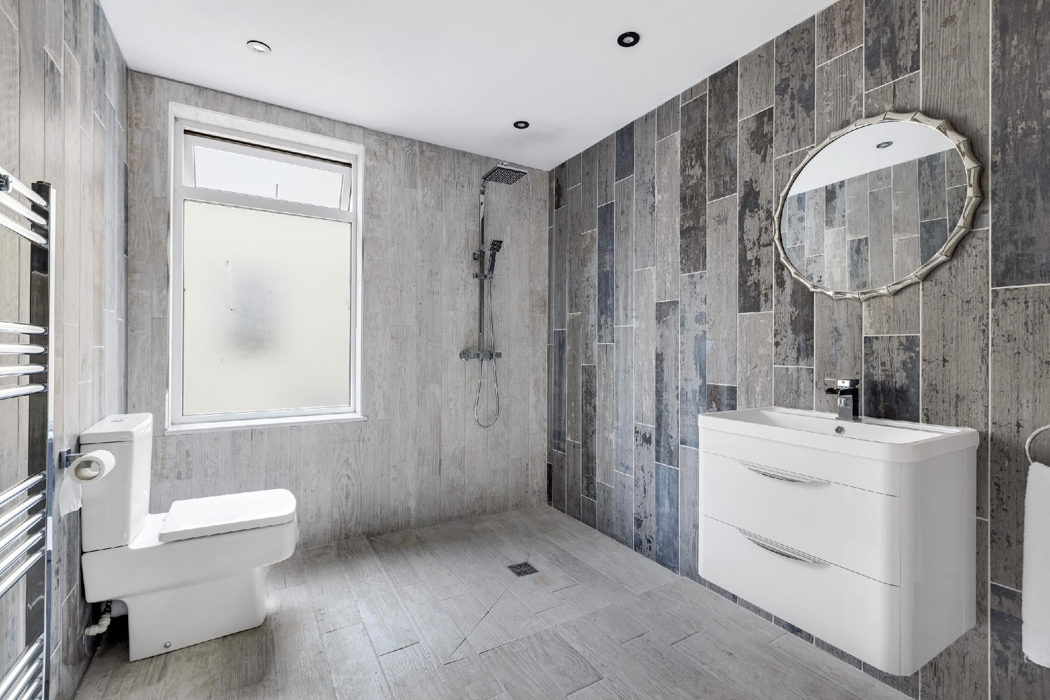 Apartment-Private Bathroom-Knightsbridge