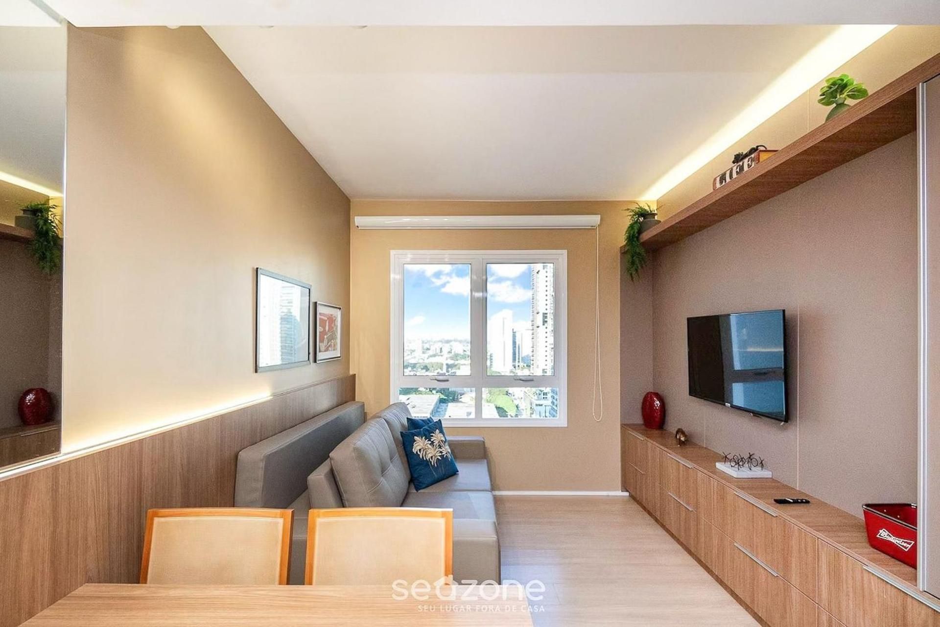 Apartment with Park View