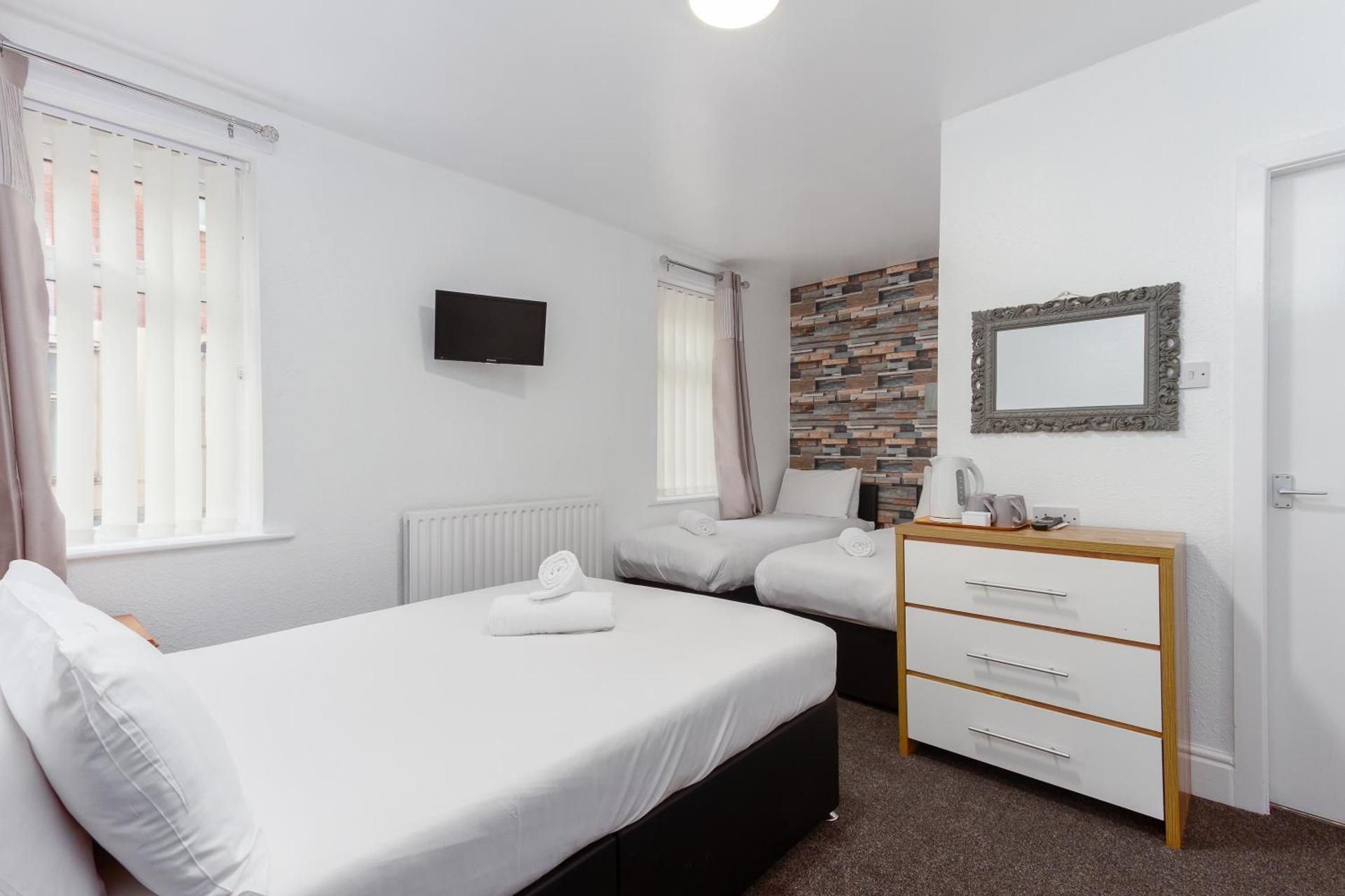 Quadruple Room with Bathroom