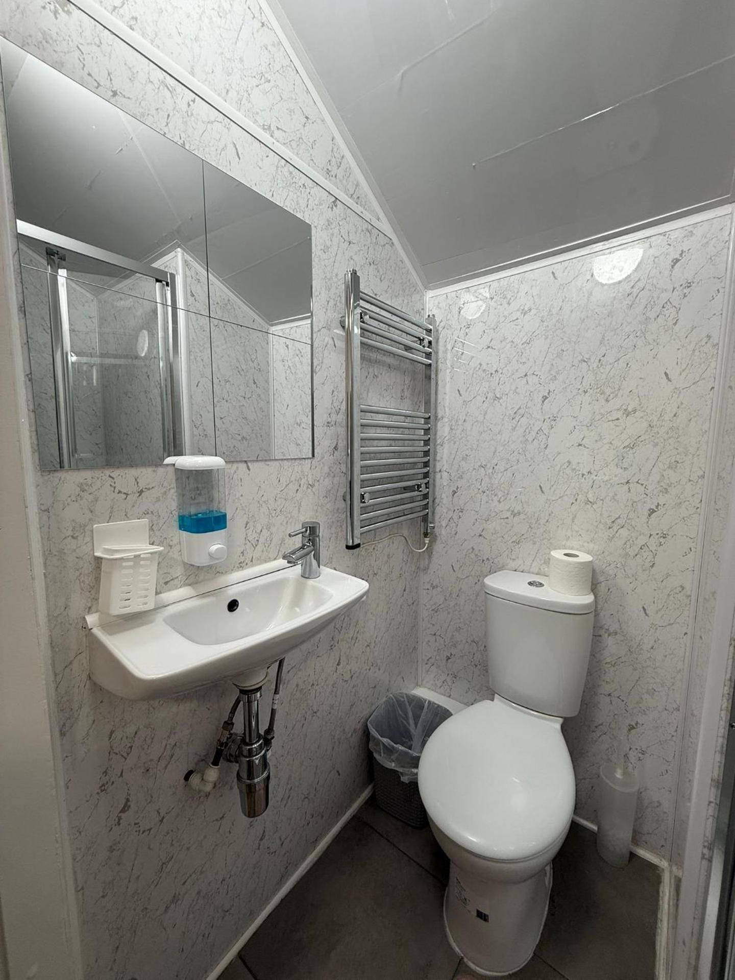 Deluxe Double Room with Shower