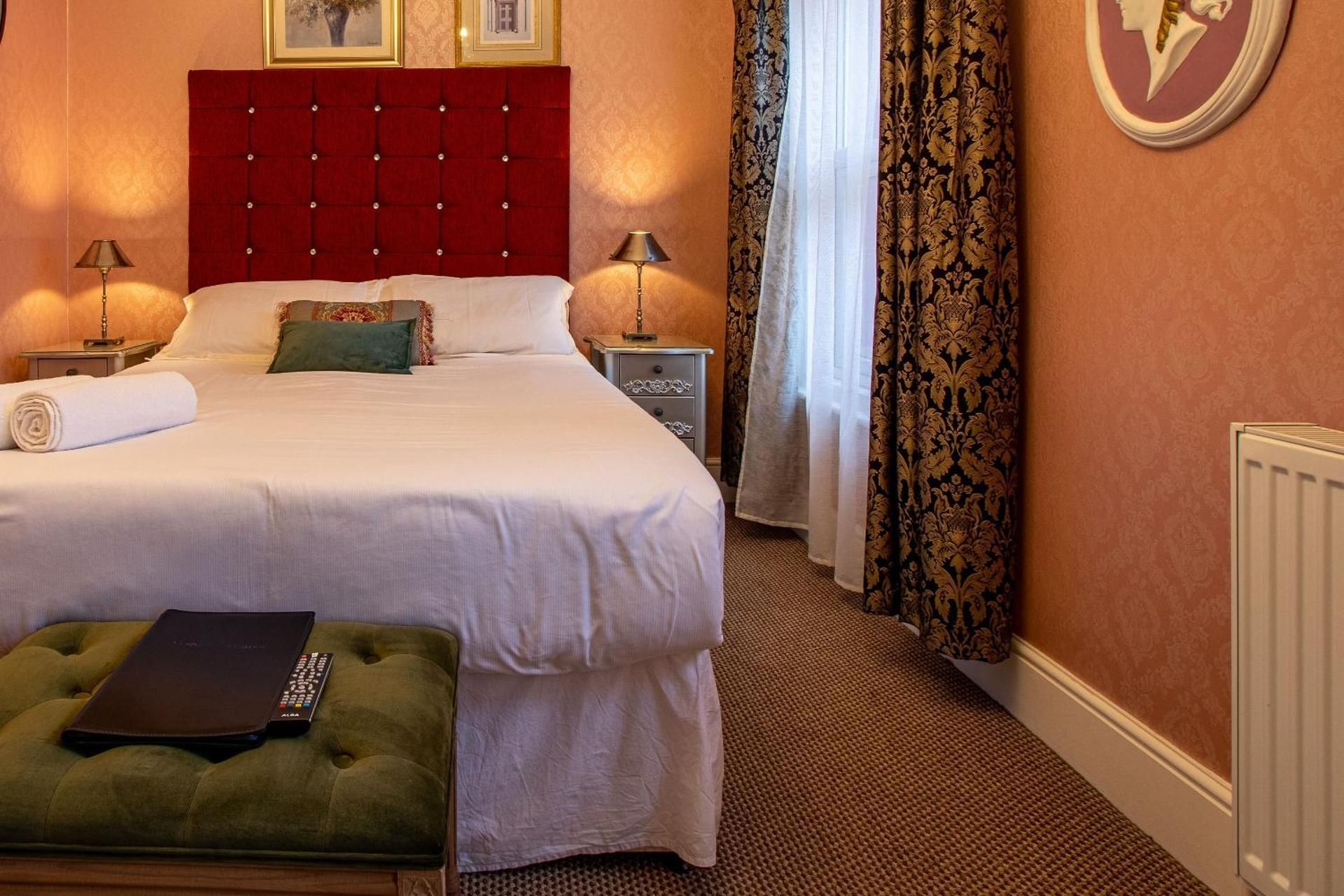 Hotel Rouge Deluxe Double Room 2