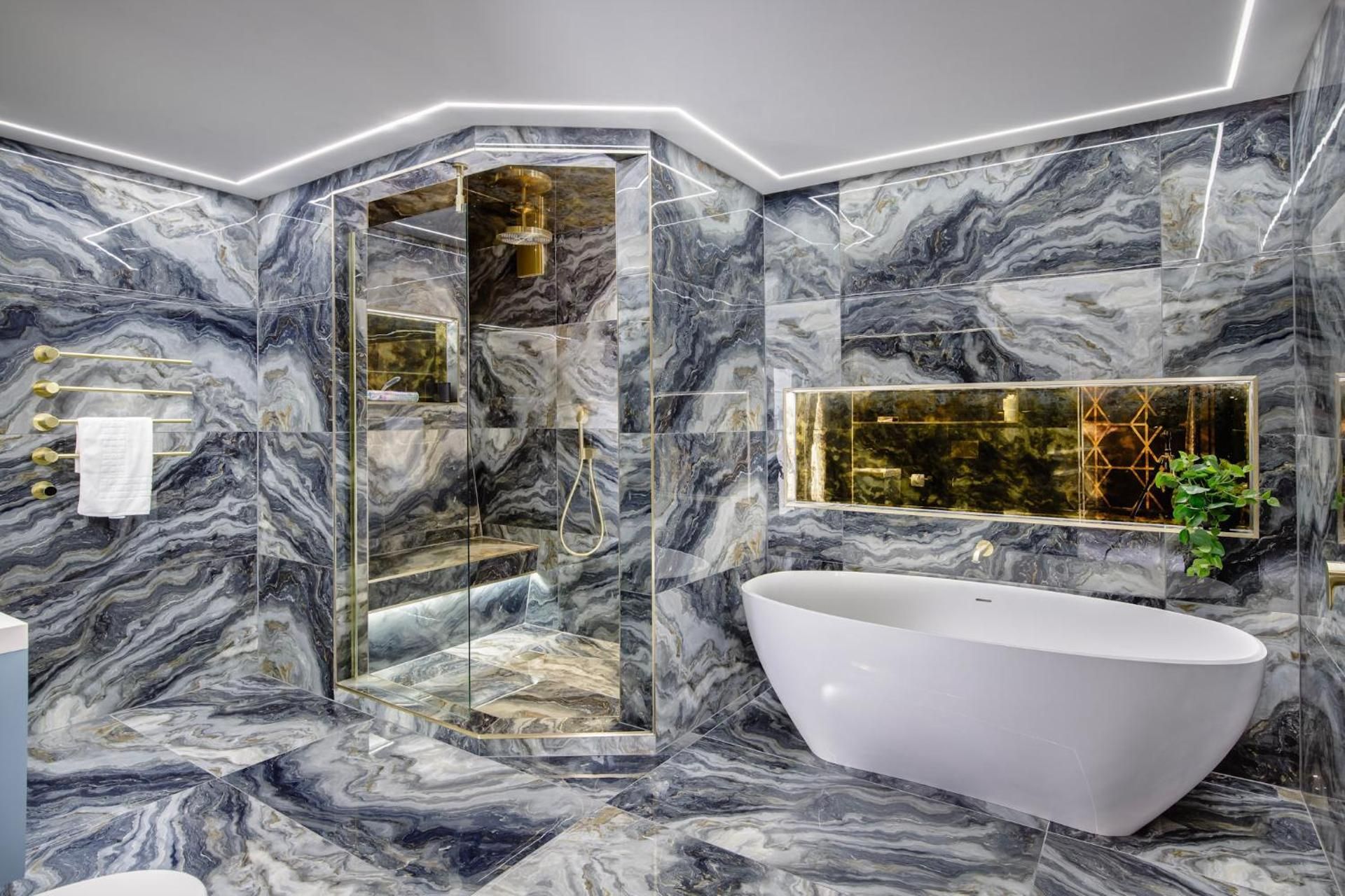 Swish Luxury Holiday Apartments 2 Three-Bedroom Superior Apartment 2