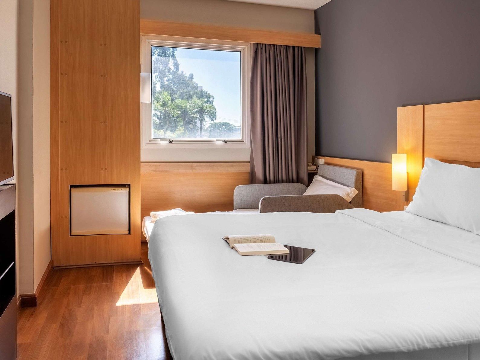 Standard Room with 1 double bed  and 1 single s ofa bed for children.