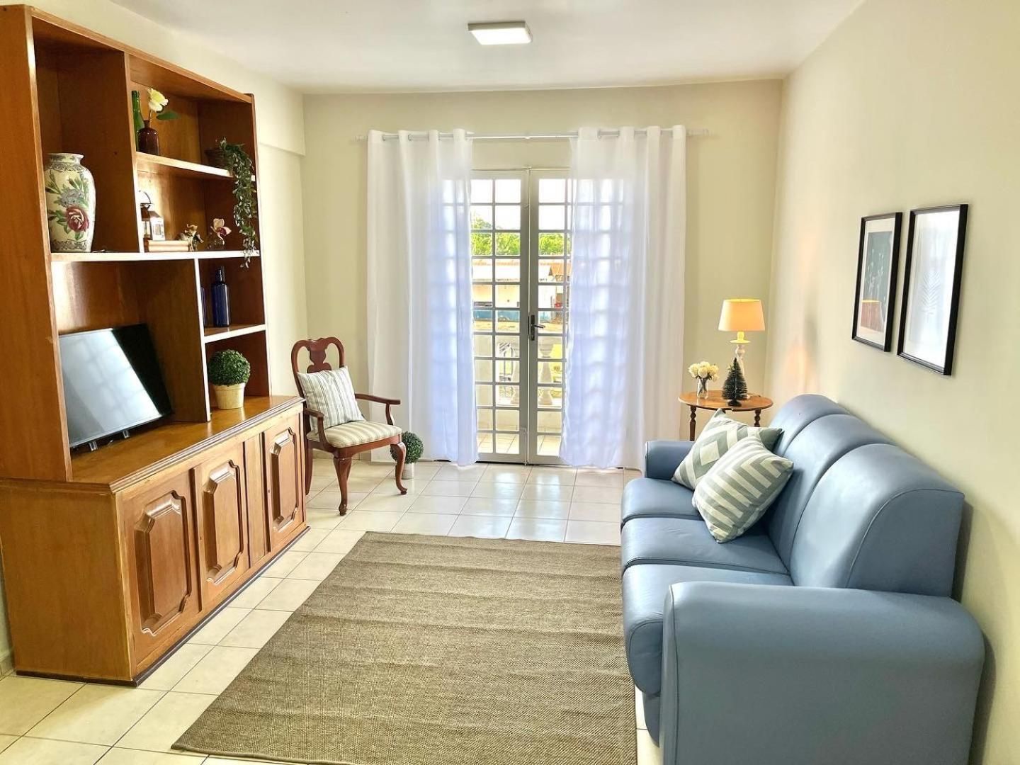 Three-Bedroom Apartment with Balcony