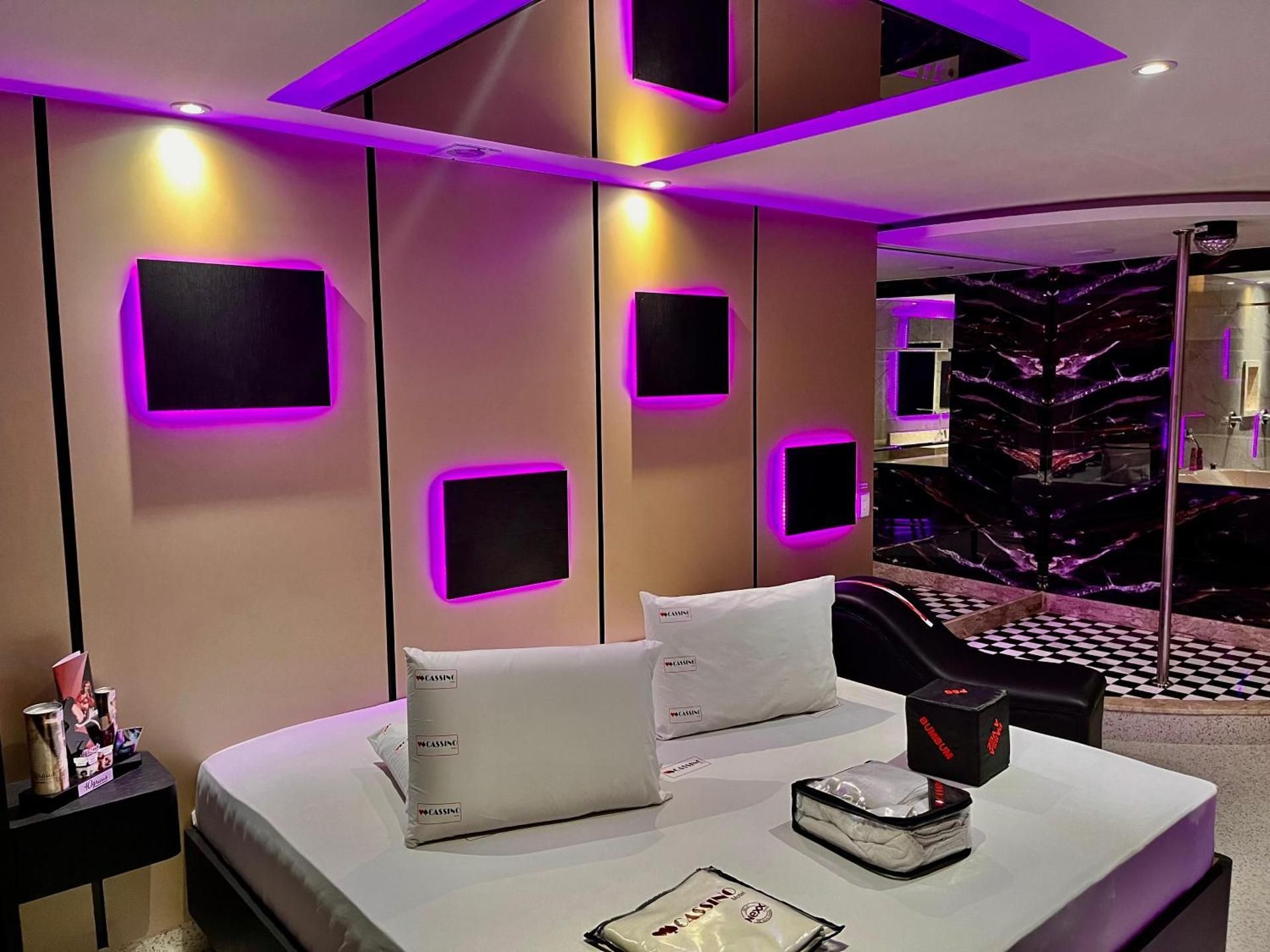 King Suite with Spa Bath