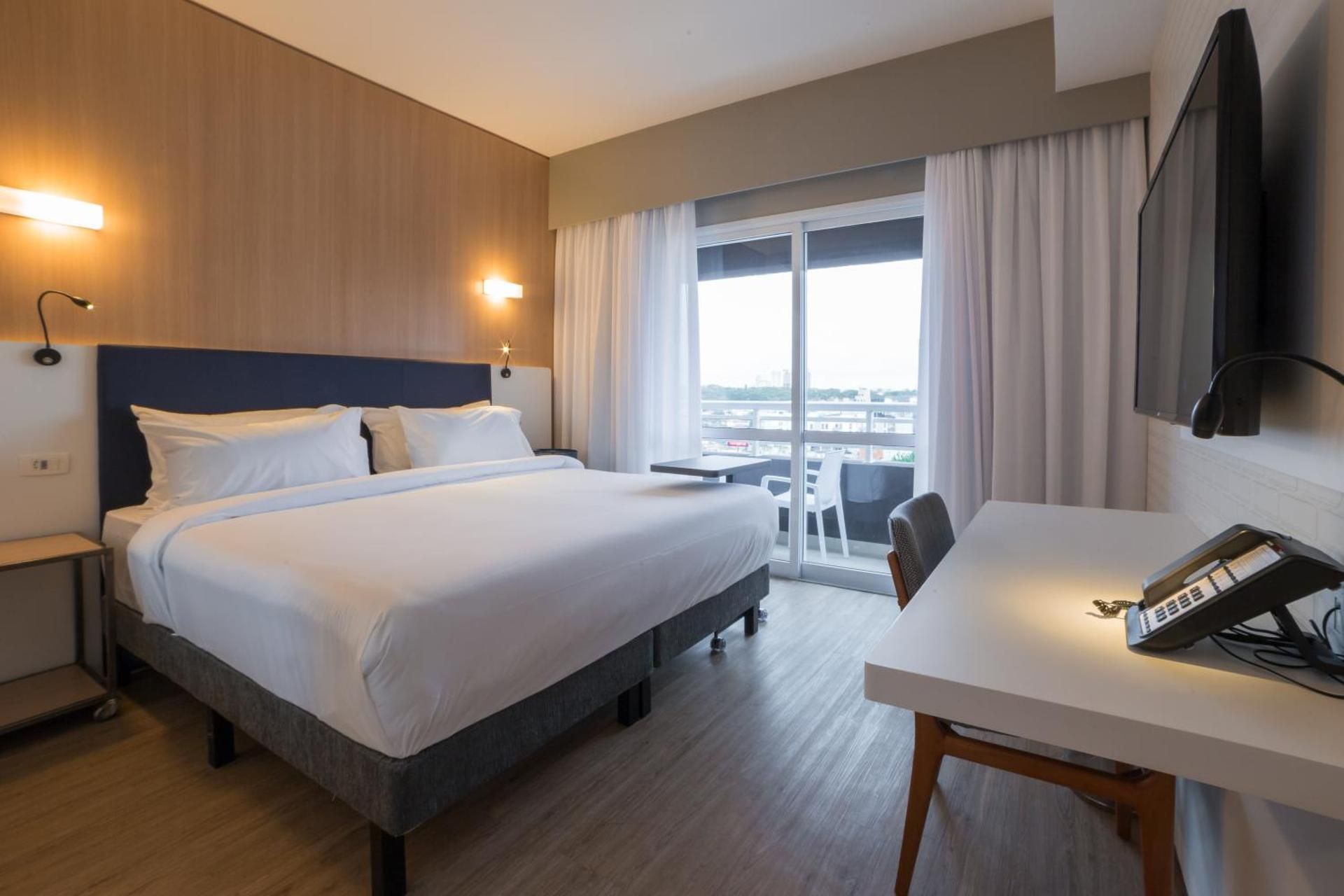 Superior Apartment with King Bed