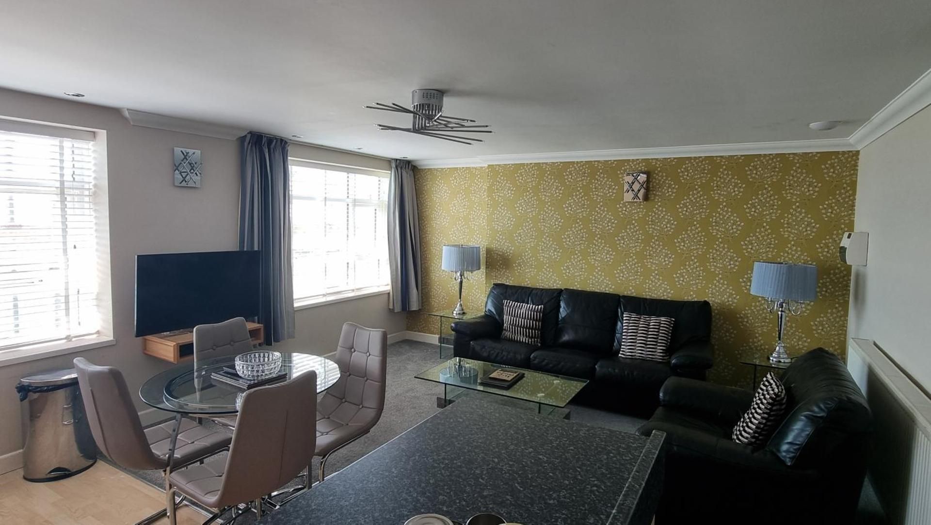 05 One-Bedroom Apartment with Sea View