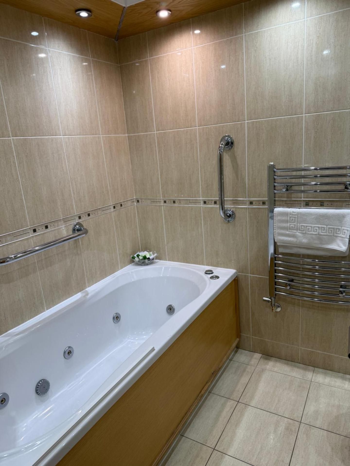 06 Two-Bedroom Apartment with Sea View