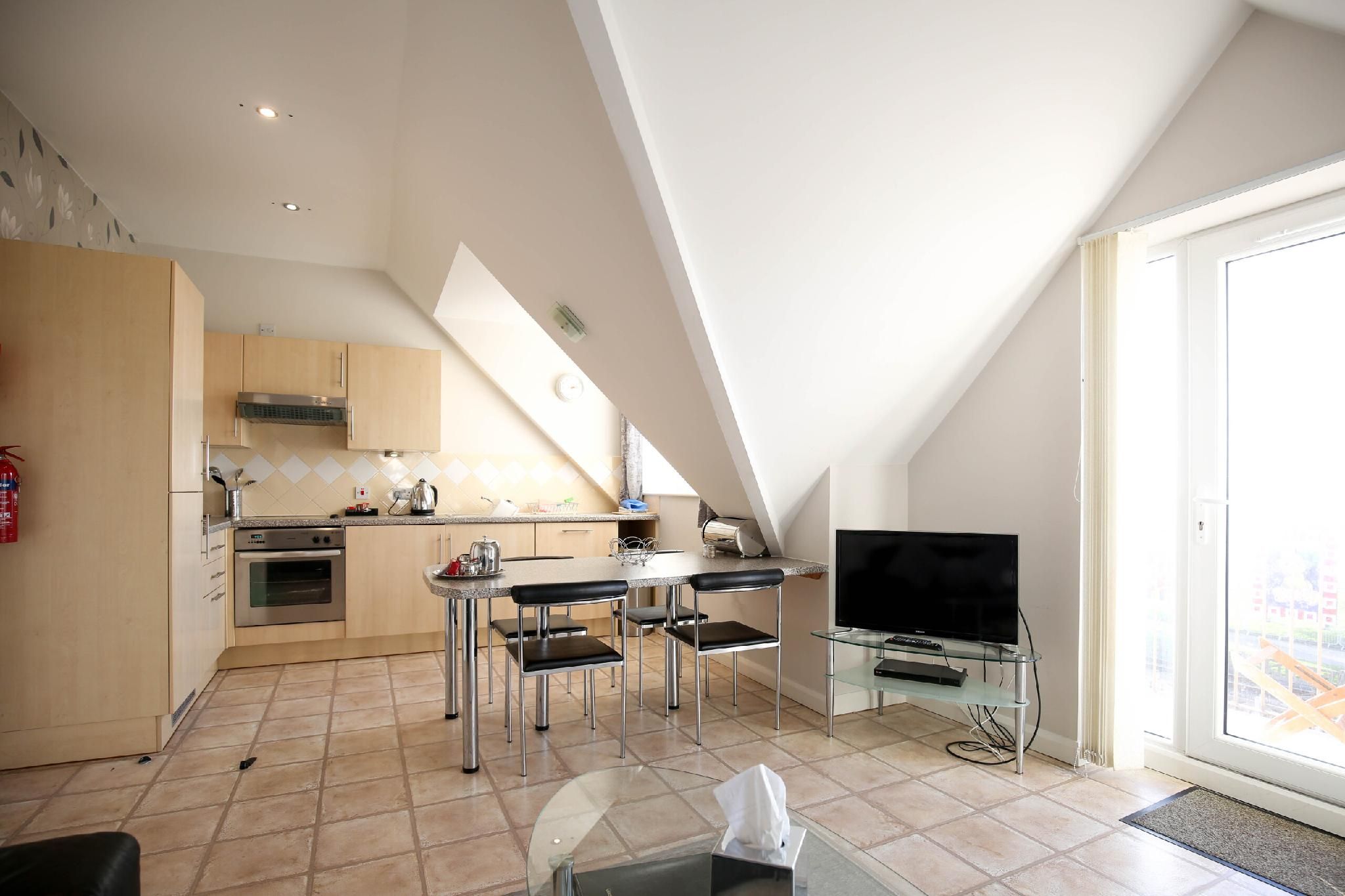 The Beach House Apartments Penthouse-Beach view-Panoramic-Private Bathroom-Penthouse Balcony 3