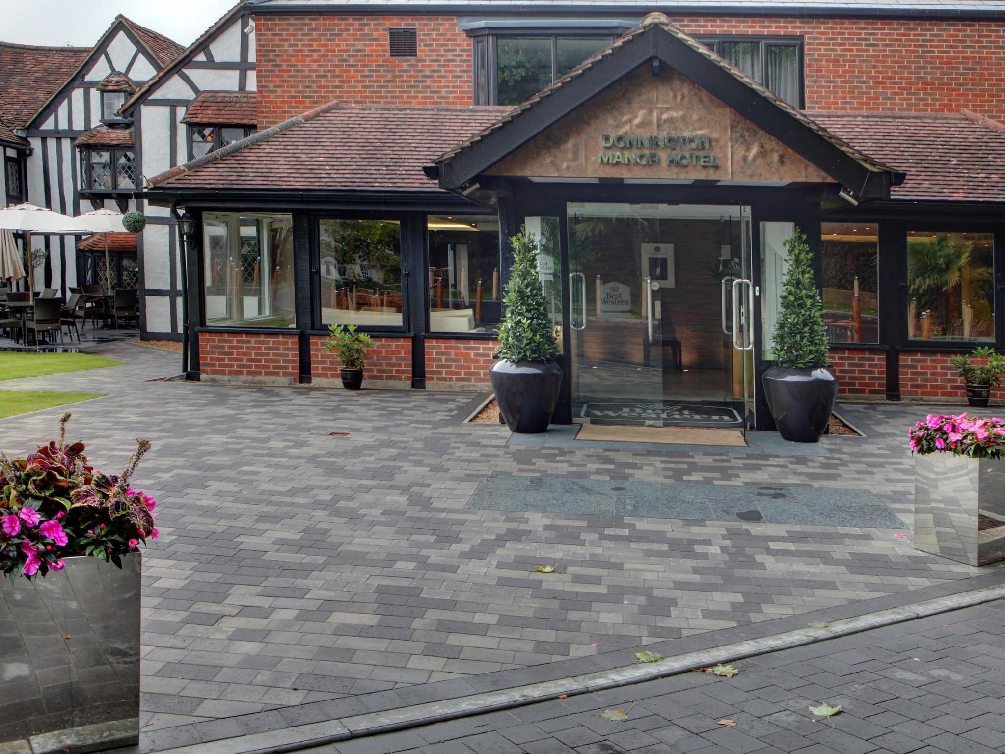 Donnington Manor Hotel