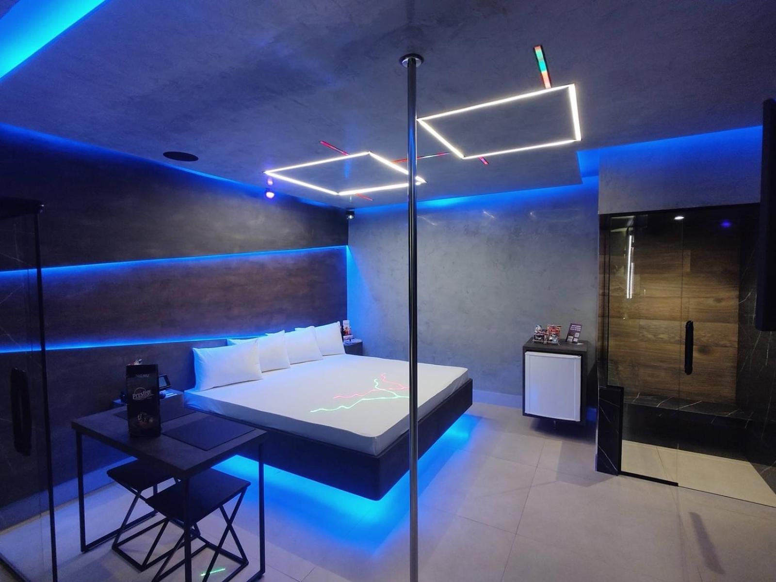 King Suite with Spa Bath