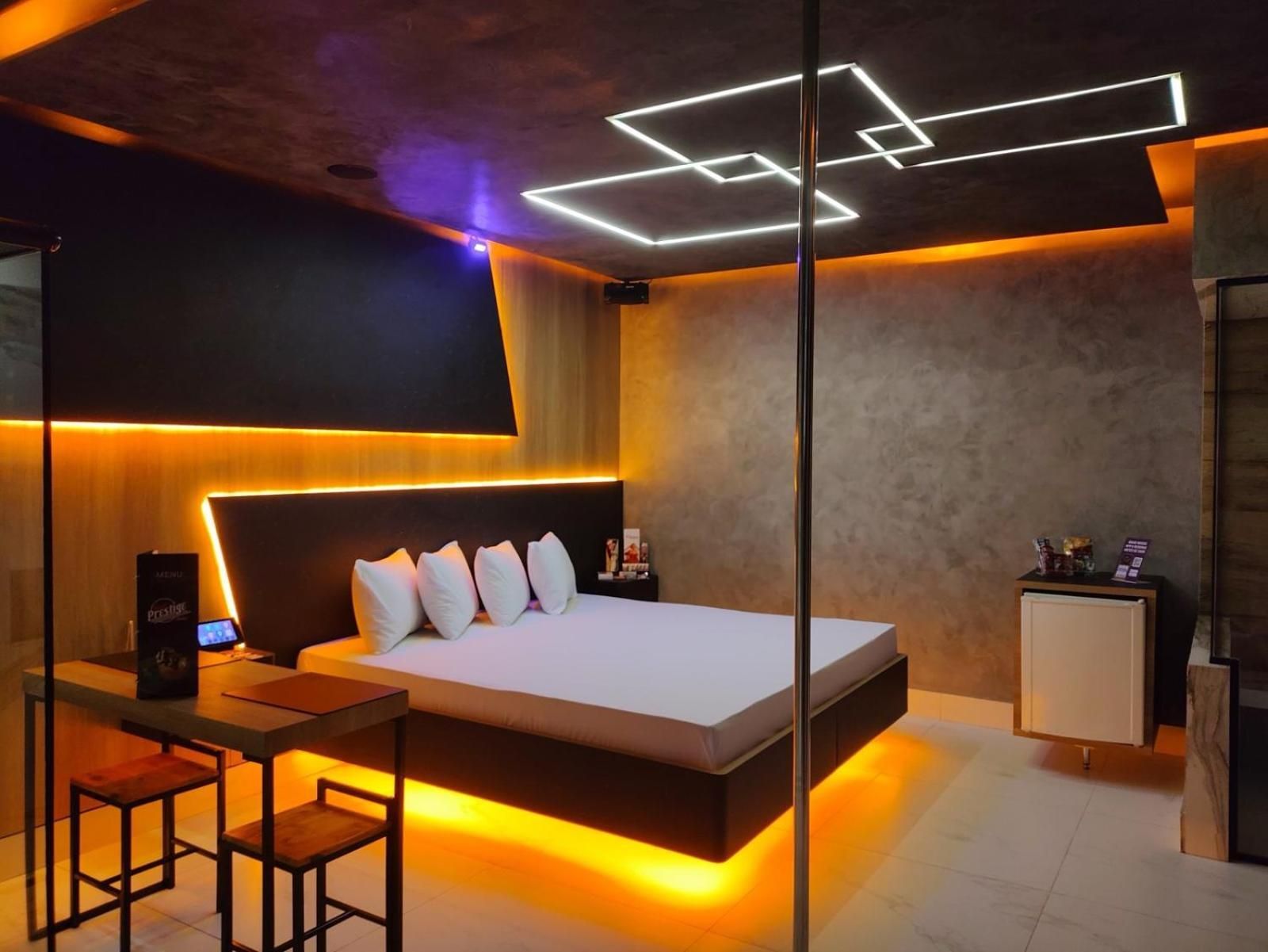 King Suite with Spa Bath