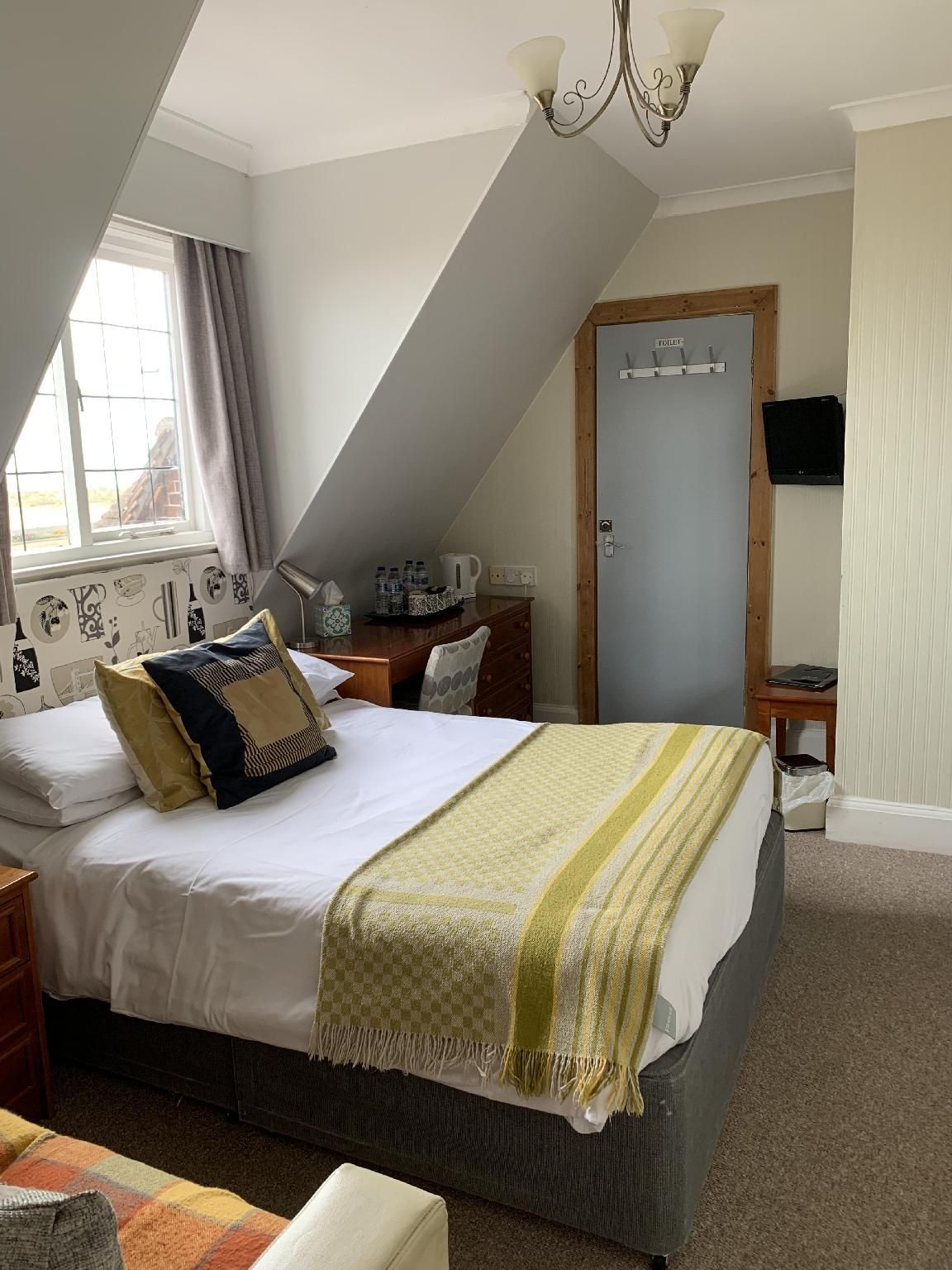 Fam 4 sea-view-Family room-Superior-Ensuite-Sea View