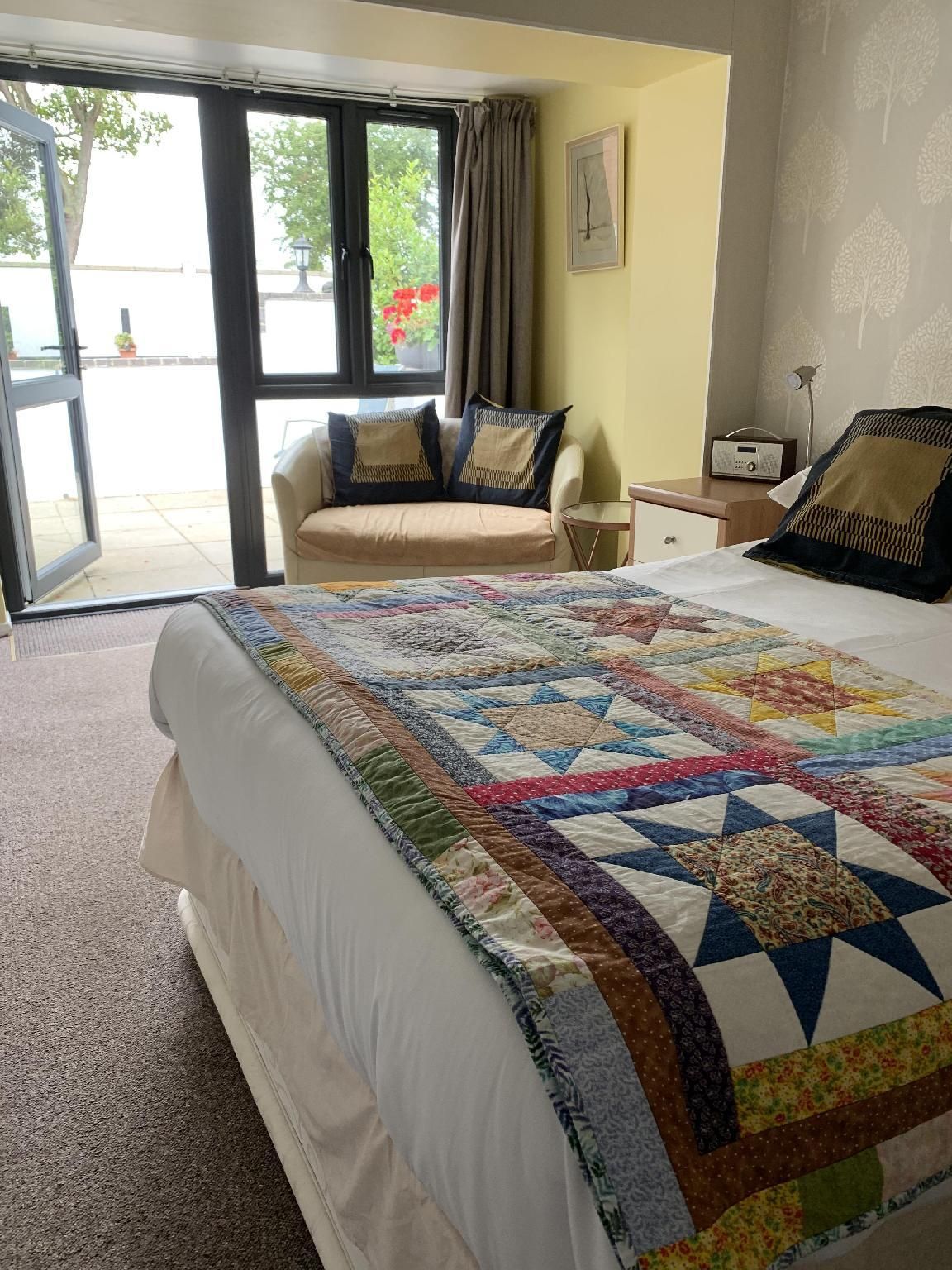 Motel Double-Double room-Standard-Ensuite