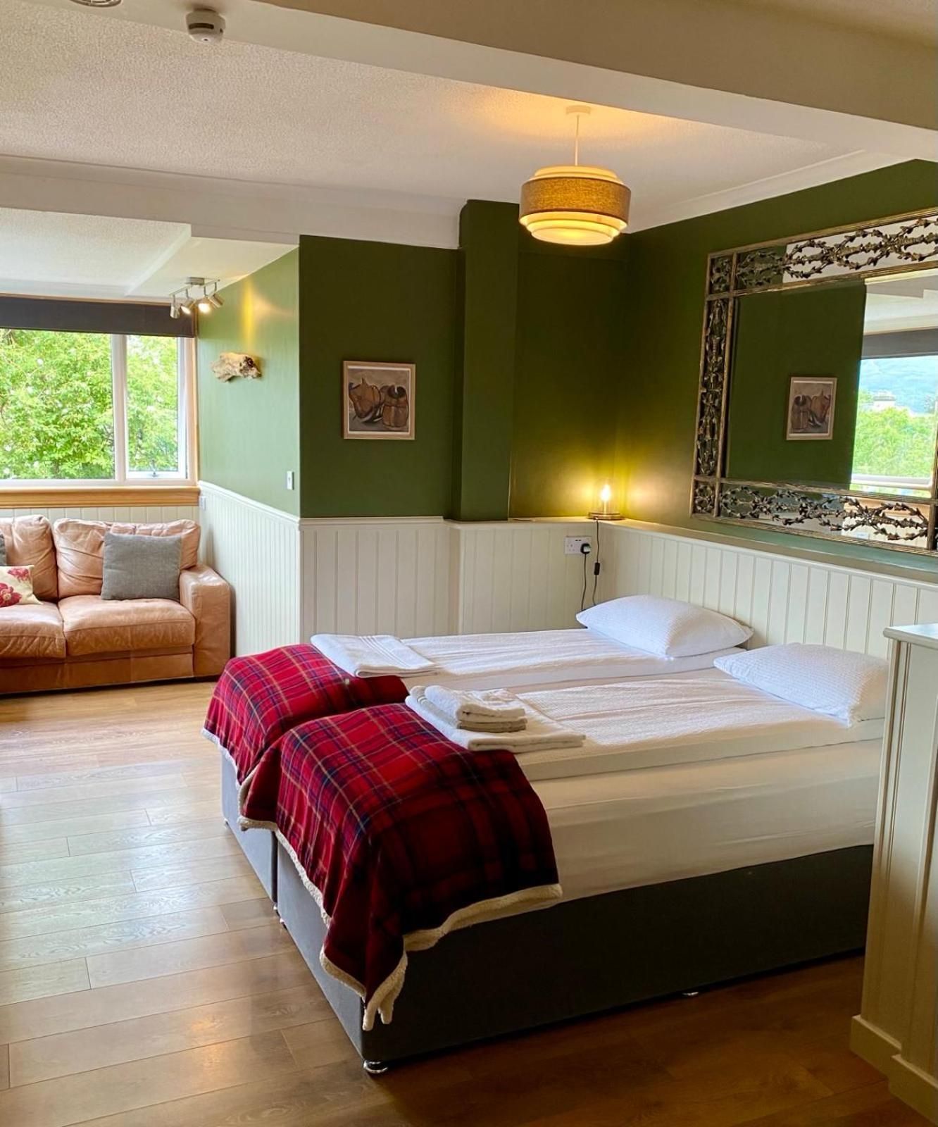 Superior Double or Twin Room with Mountain View