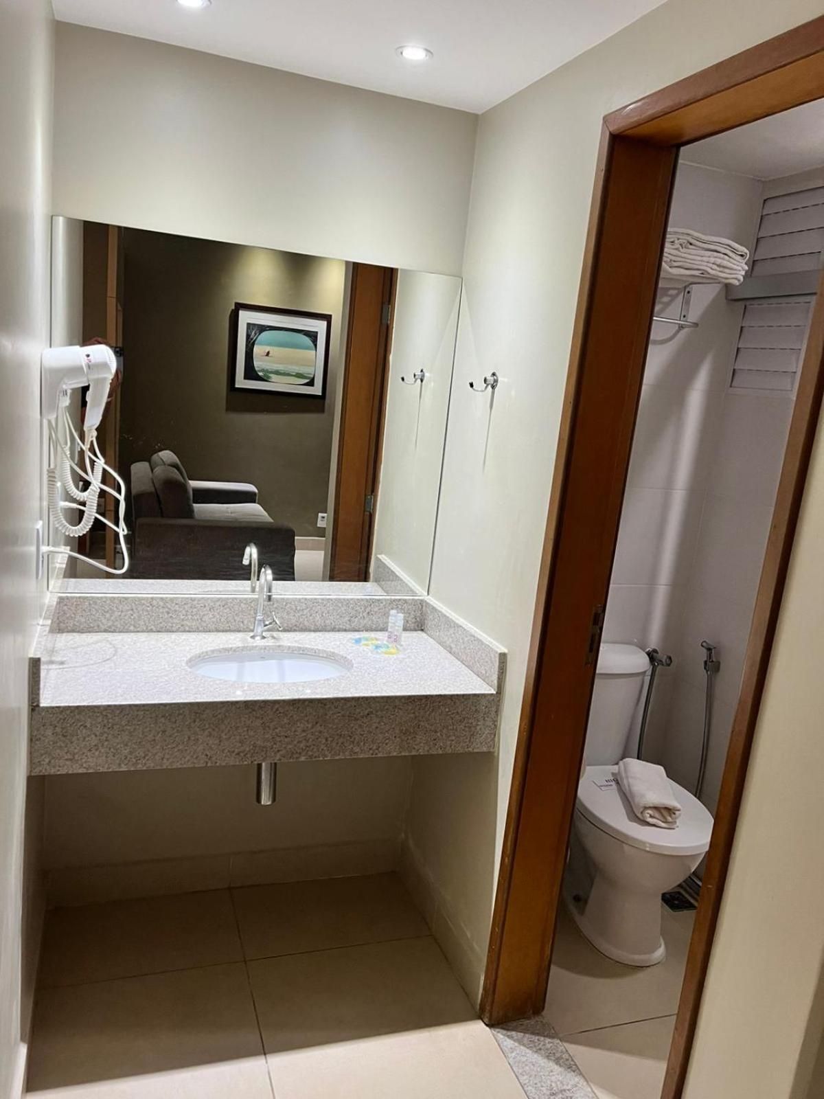 King Suite with Pool View