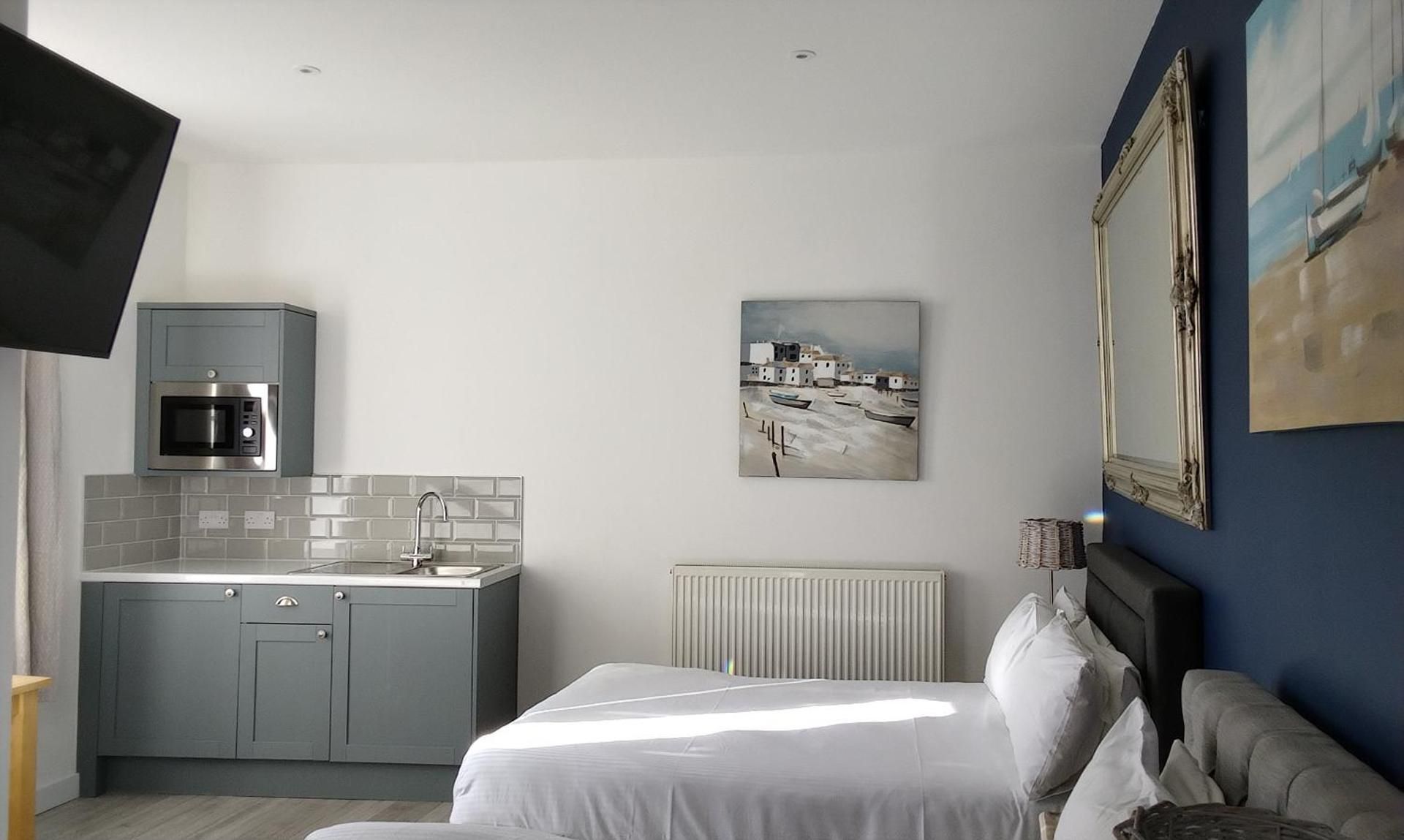 Duporth Guest House Family Room