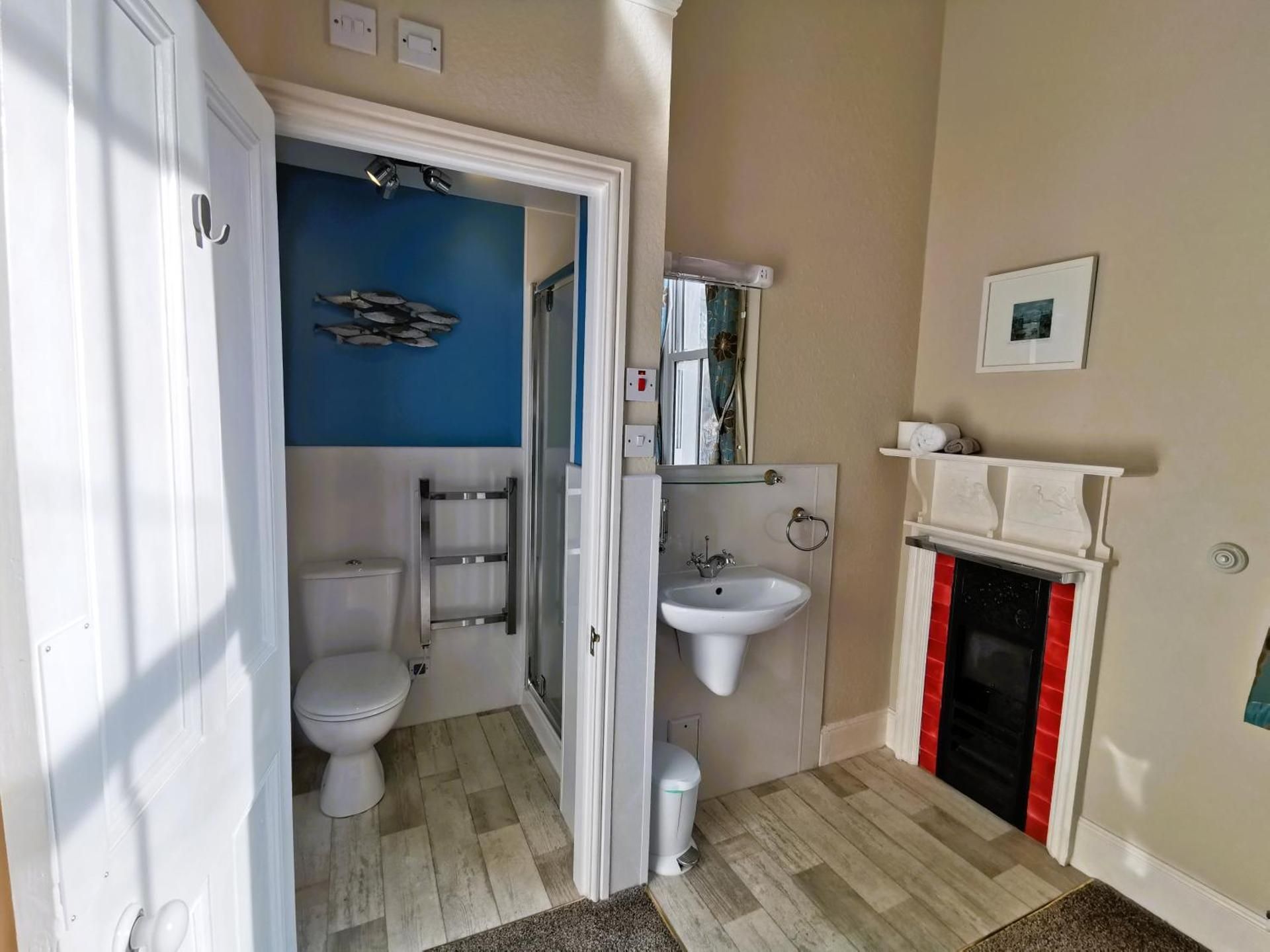 Deluxe Double Room with Shower