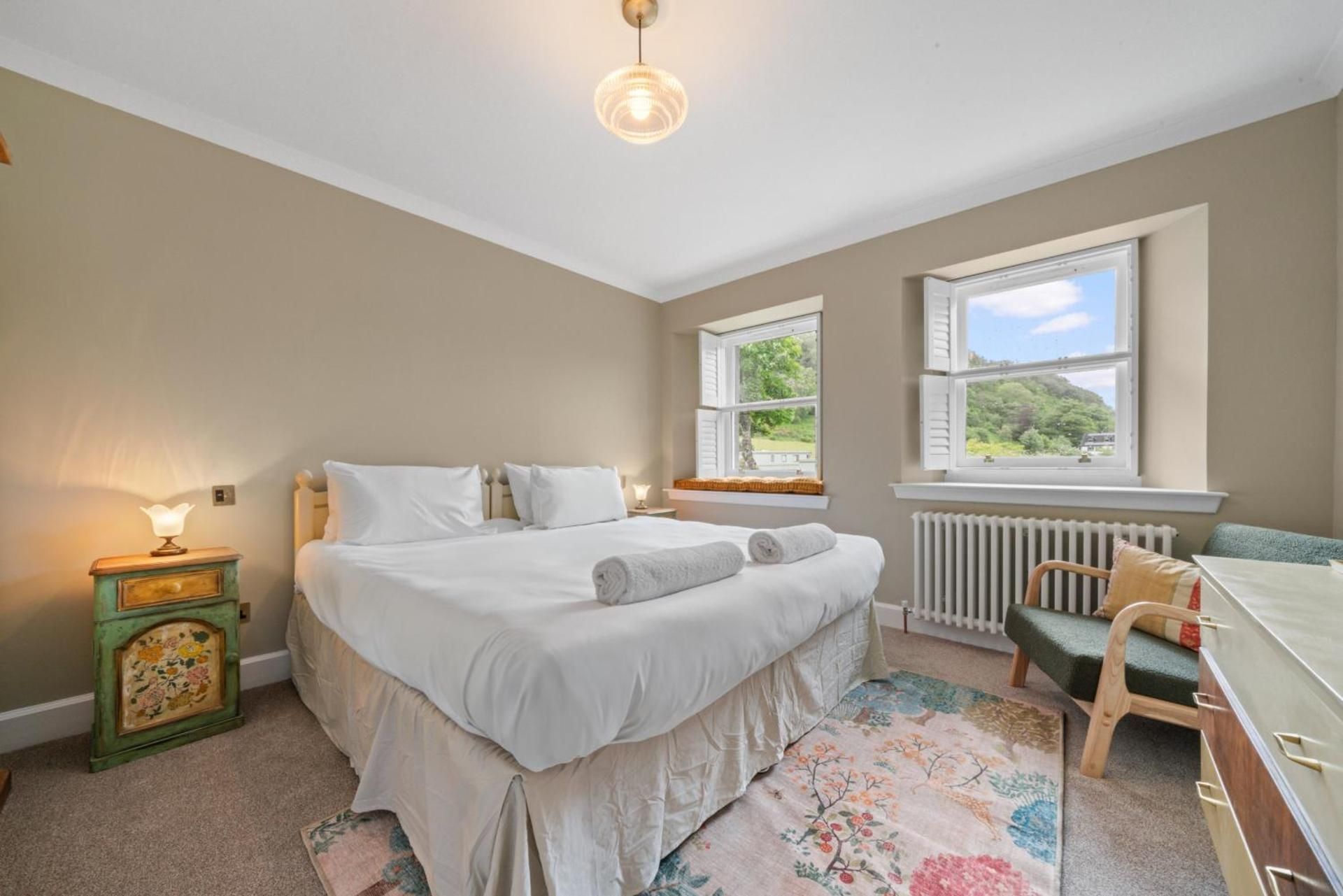 Queen Room with Garden View
