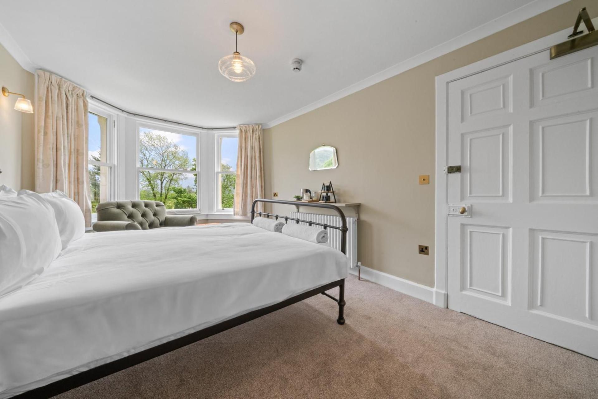 King Room with Lake View