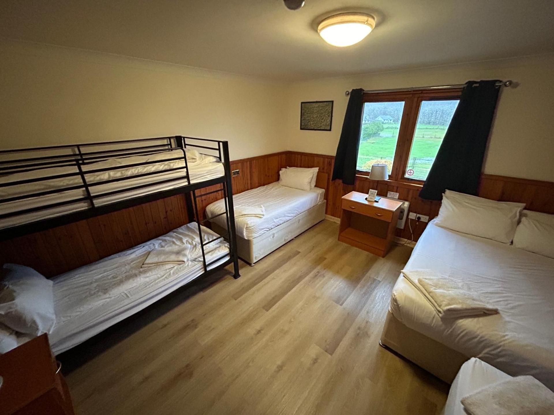 Roam West Standard Family Room 2