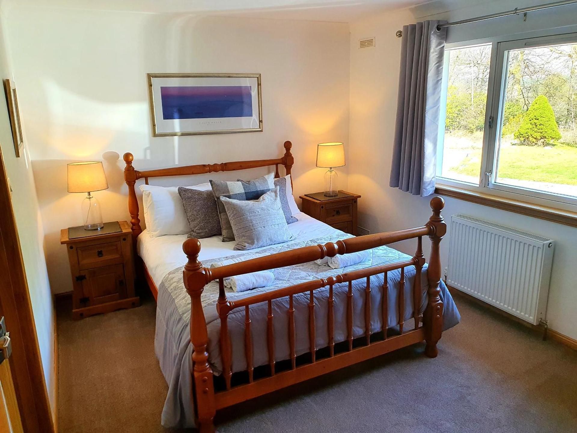 Tower Ridge House Queen Room 2