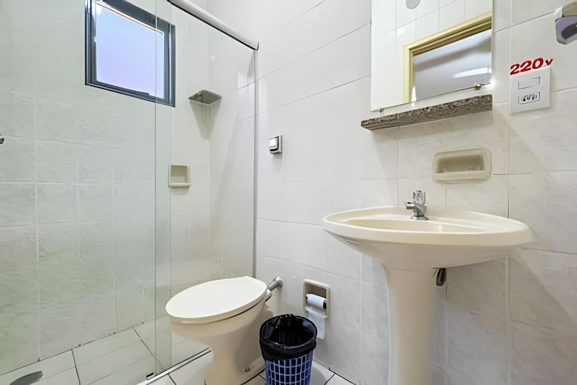 LN Flats & Suites