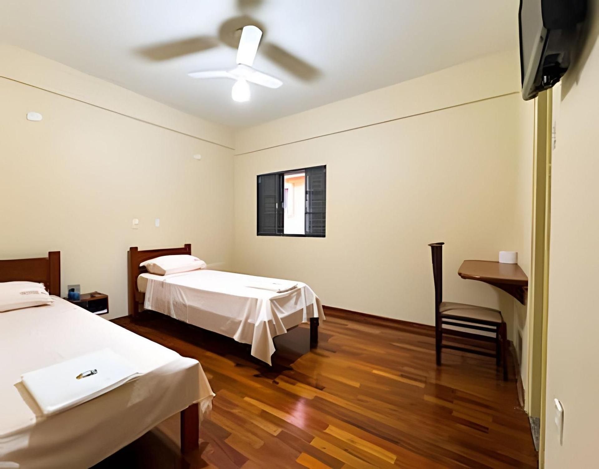 LN Flats & Suites