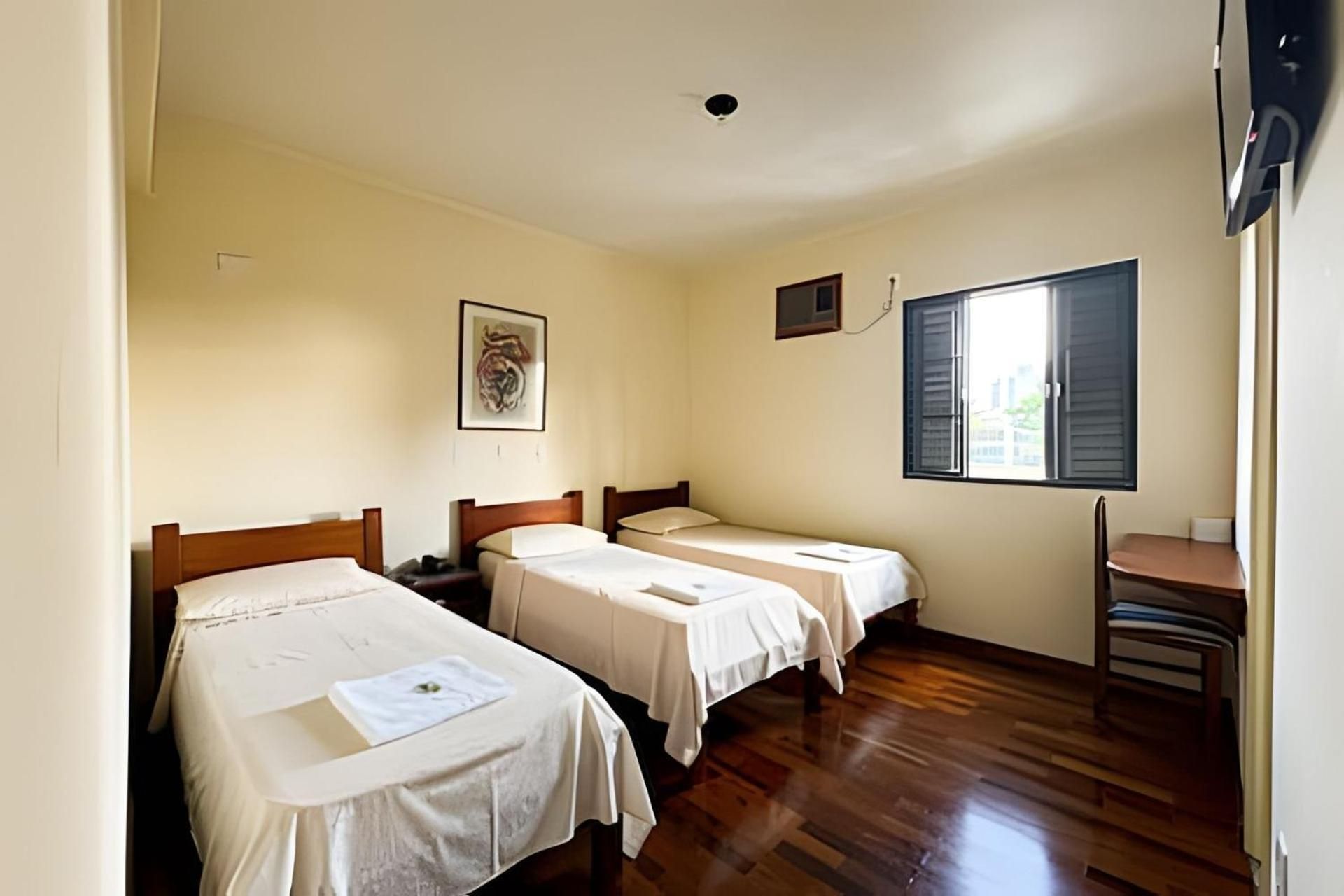 LN Flats & Suites