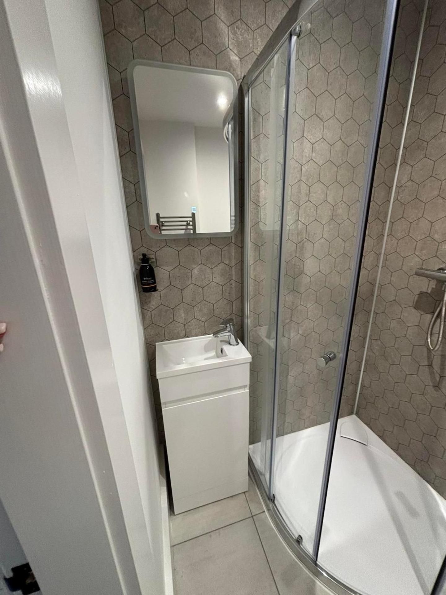 Strathmore Guest house Standard King Room 3