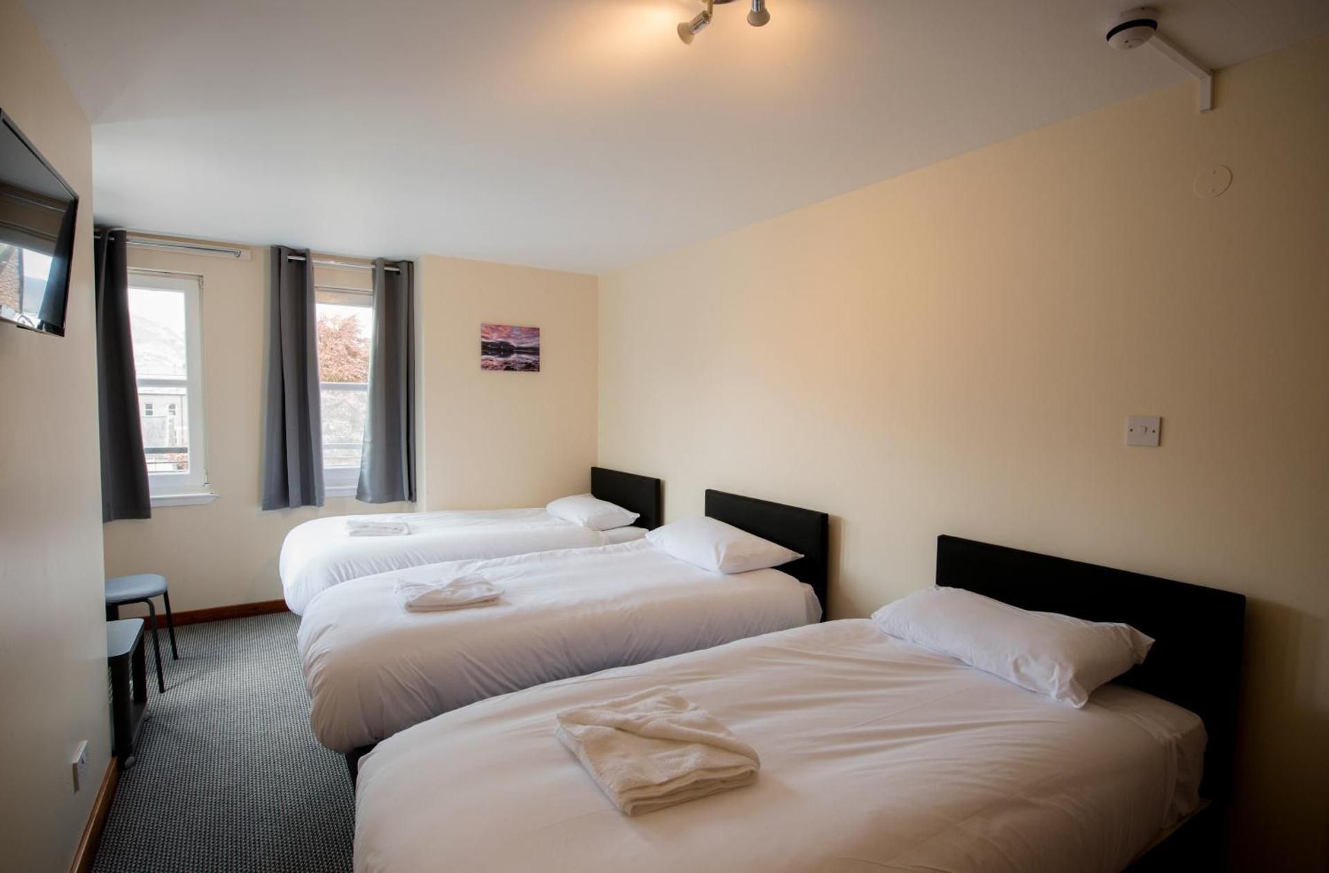 Triple Room with Shower