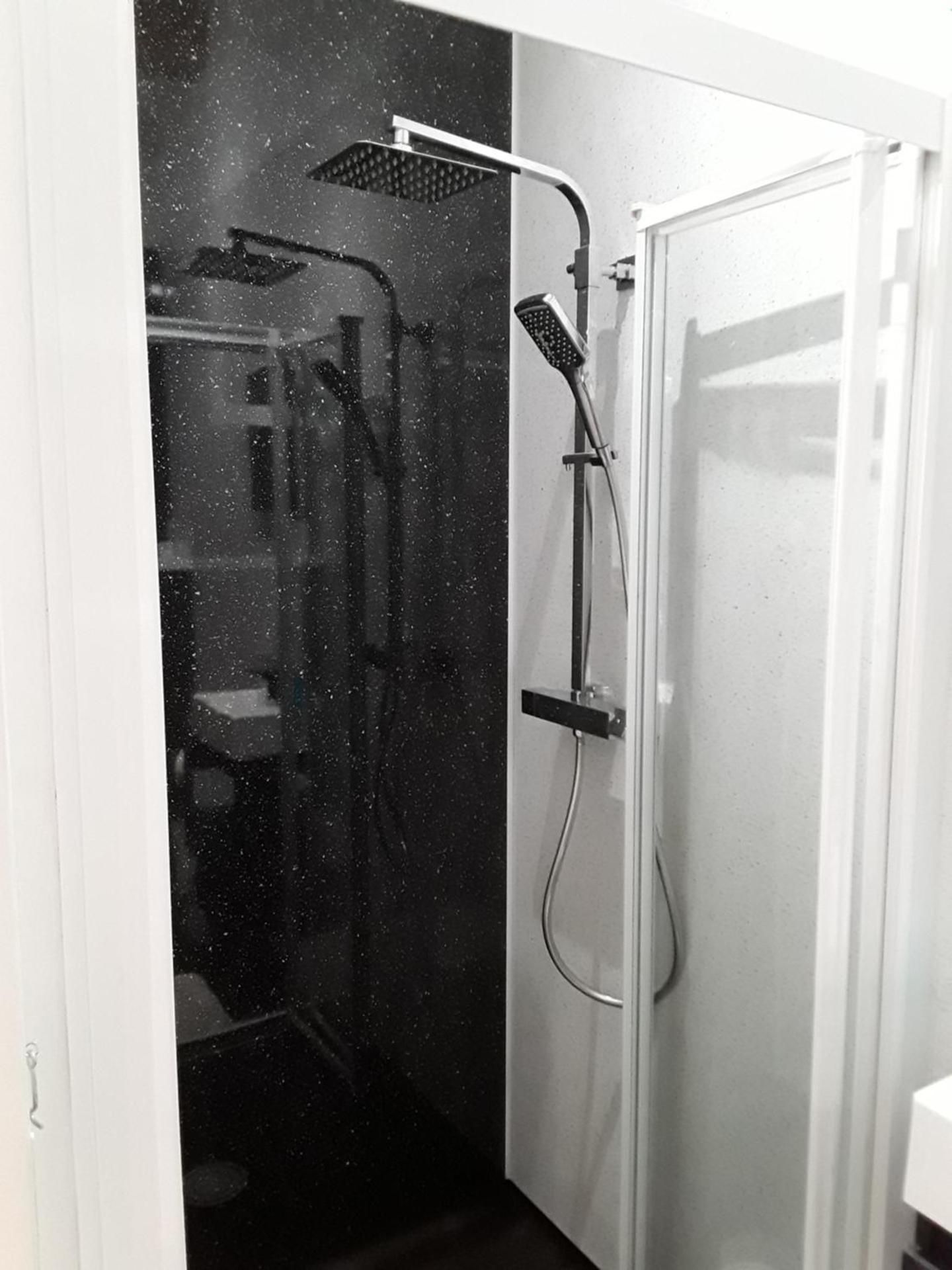 Deluxe Double Room with Shower