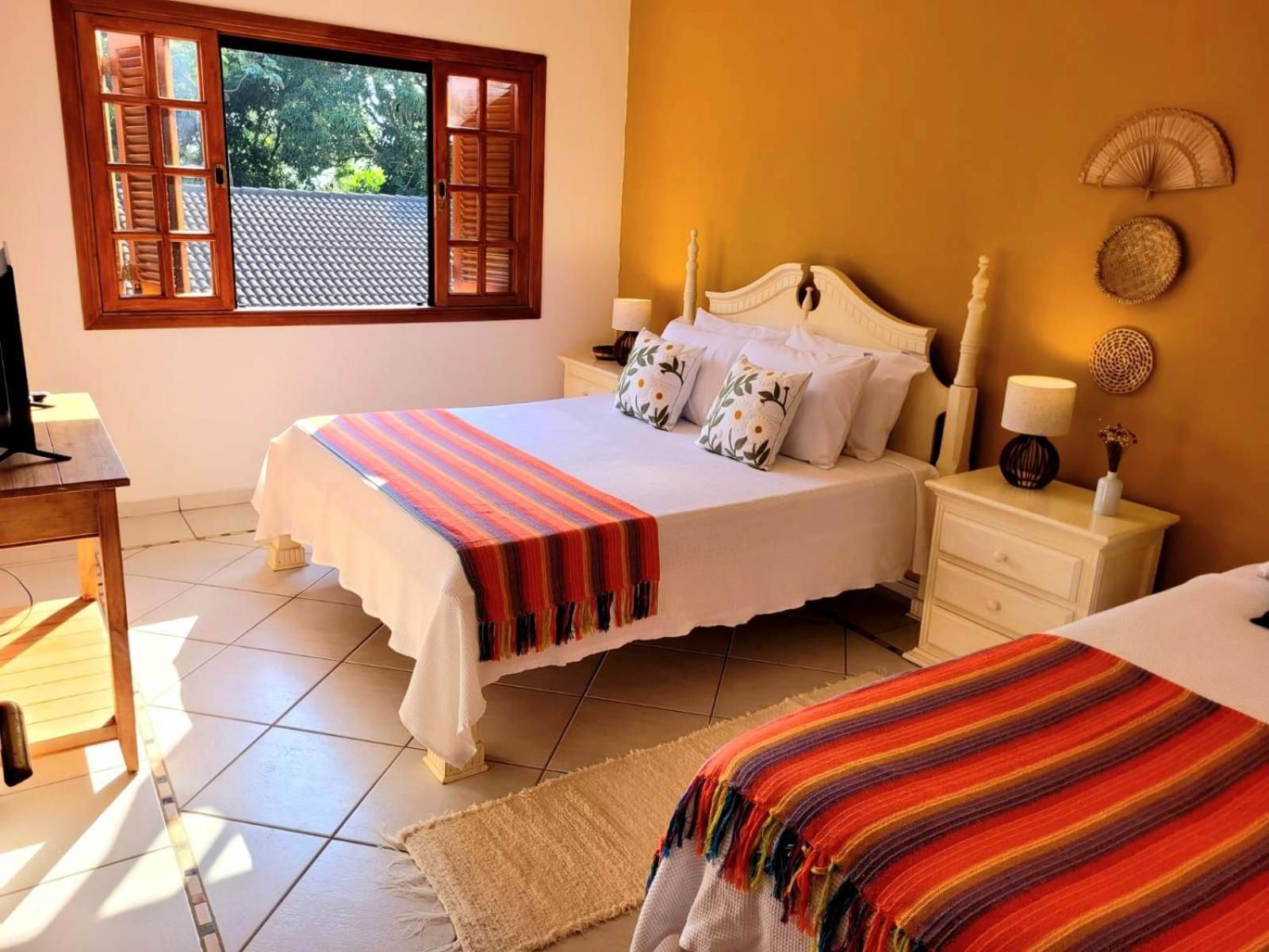 Queen Suite with Pool View