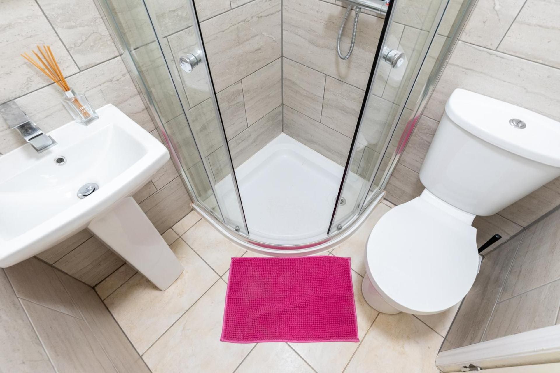 One-Bedroom Standard Apartment