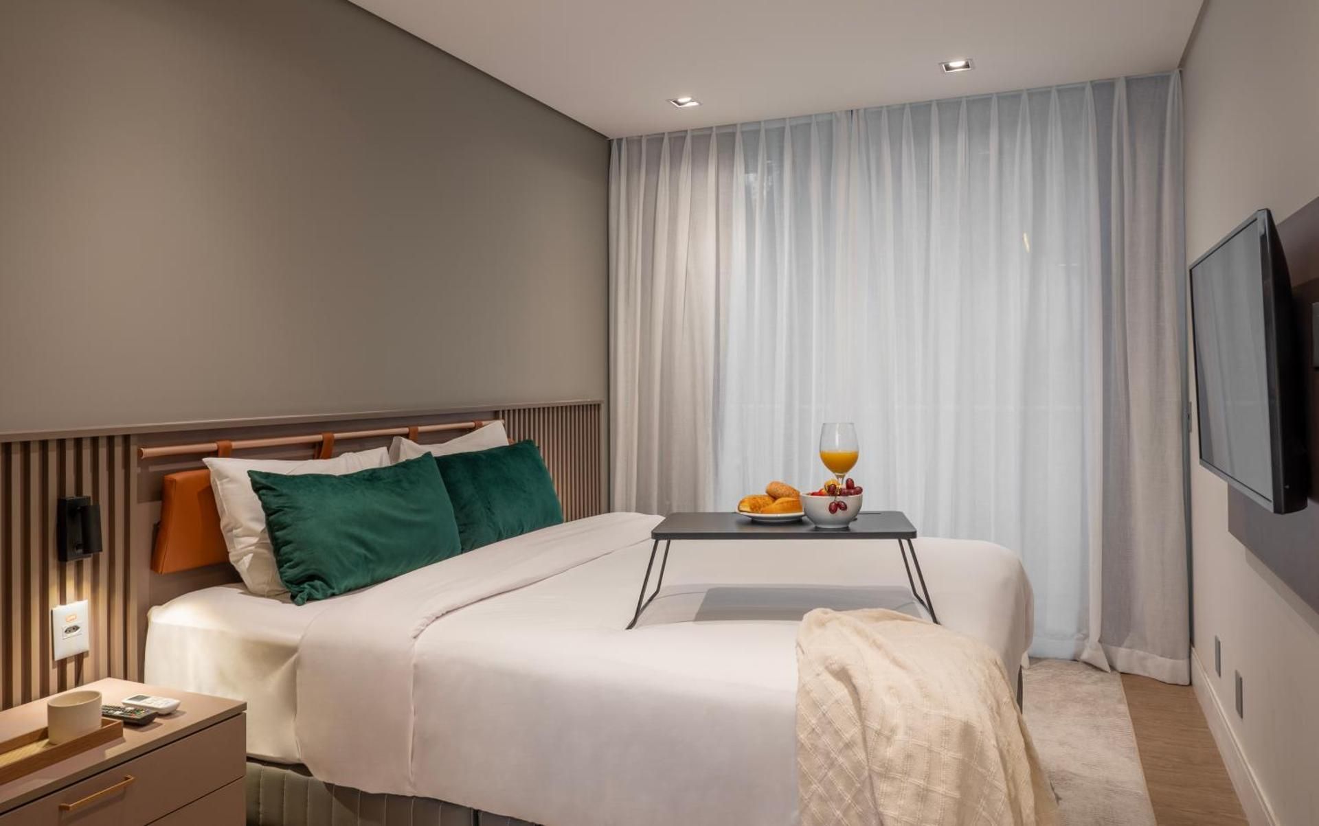 Three-Bedroom Apartment with Balcony