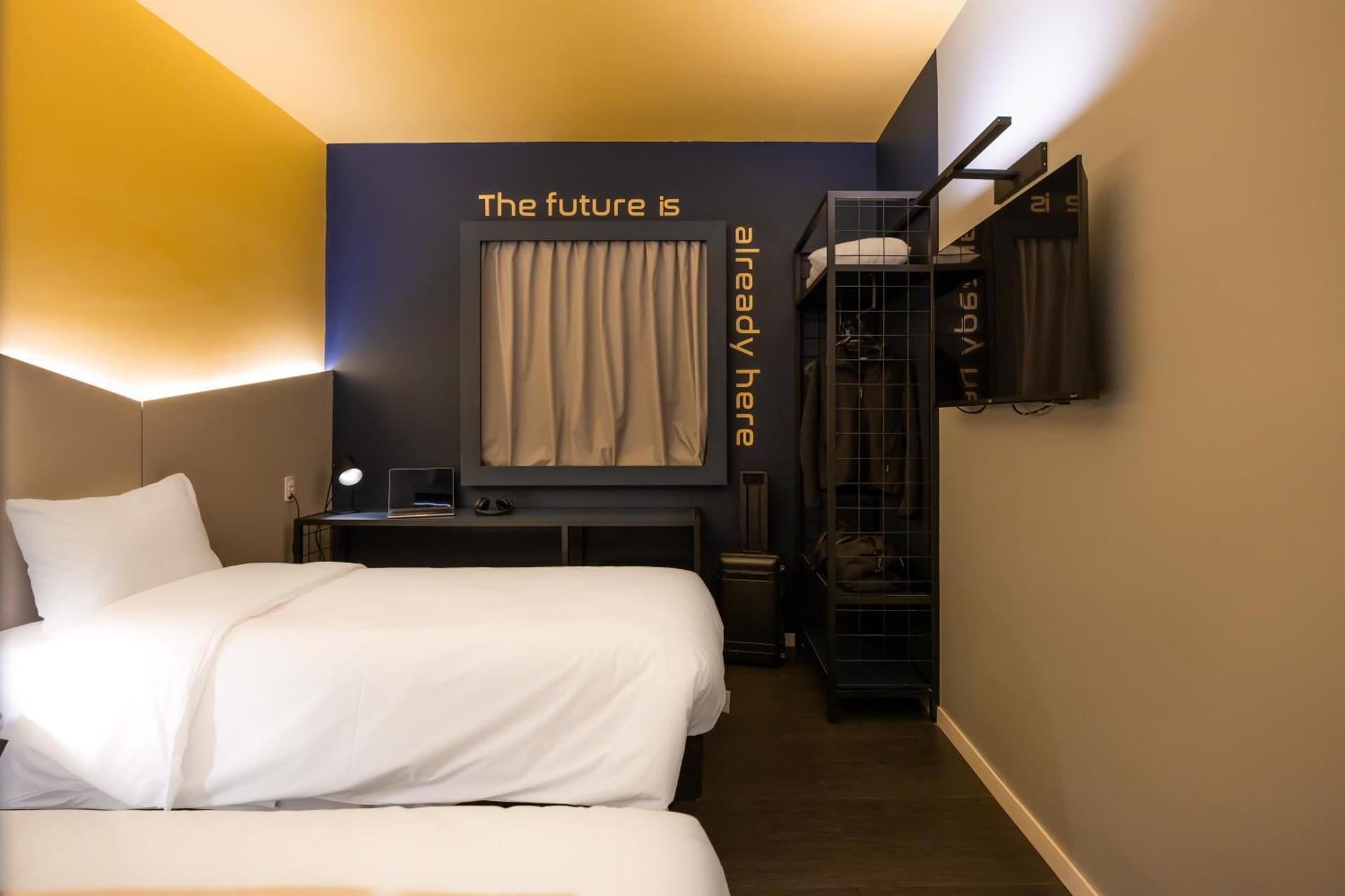 Standard Room with 2 Single Beds
