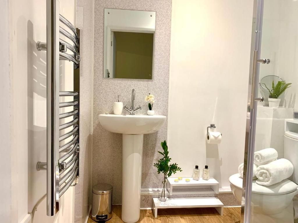 One-Bedroom Family Apartment