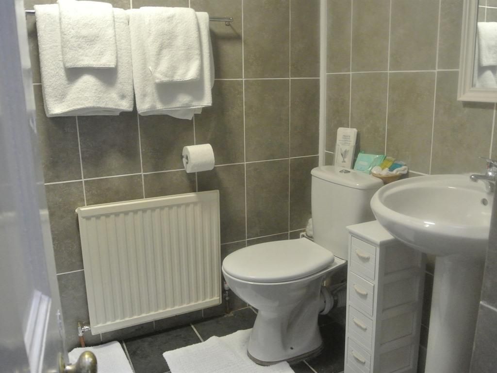 Twin room-Standard-Ensuite
