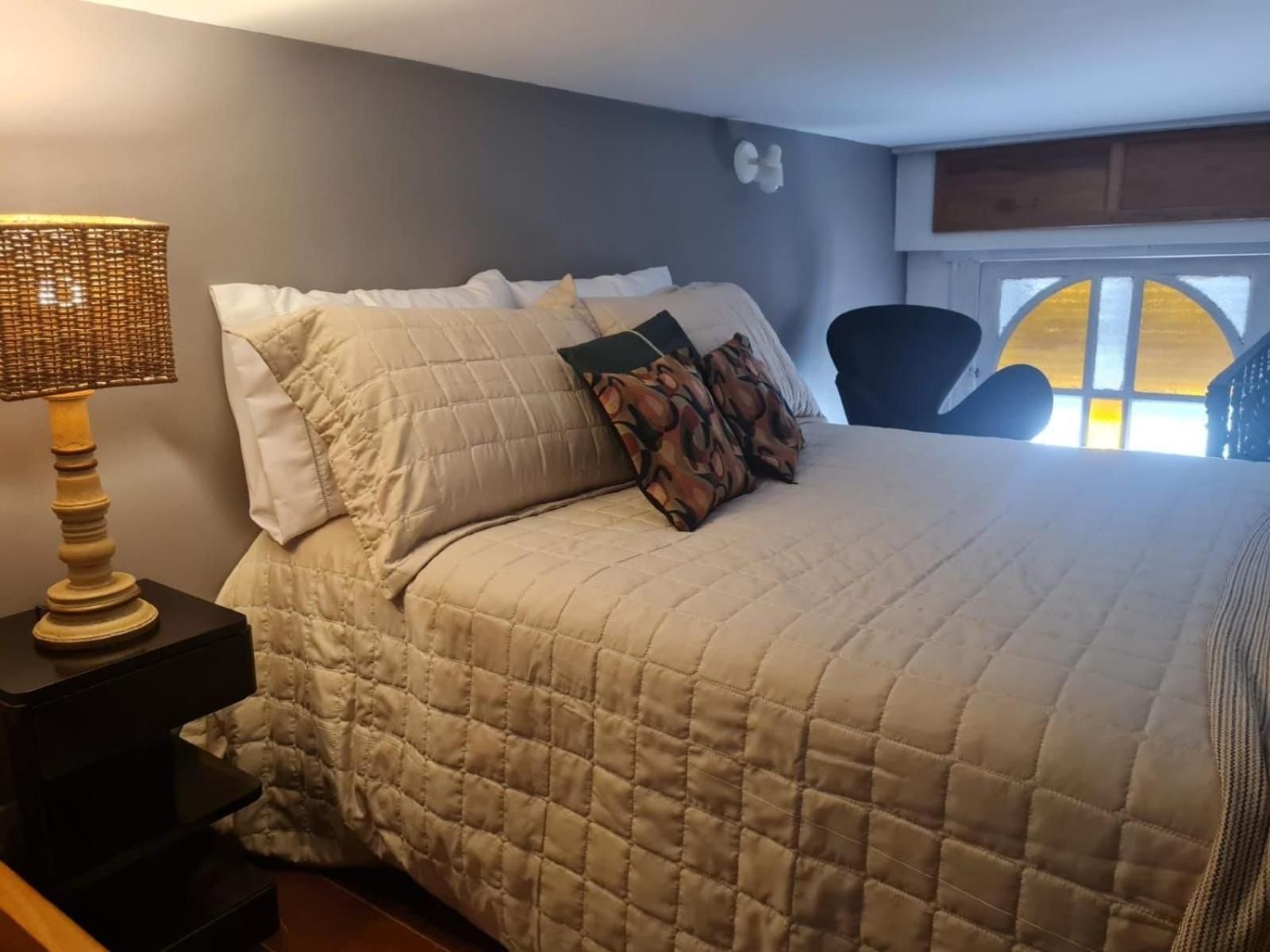 Two-Bedroom Deluxe Apartment with Balcony
