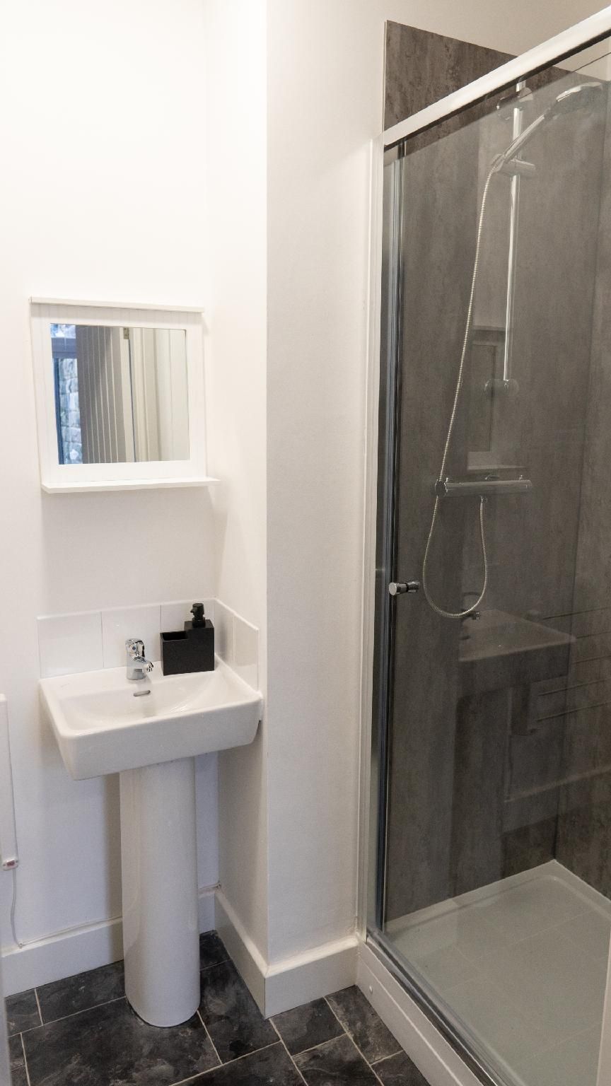 Reedley House Double room-Ensuite with Shower-Superior Double Room 2