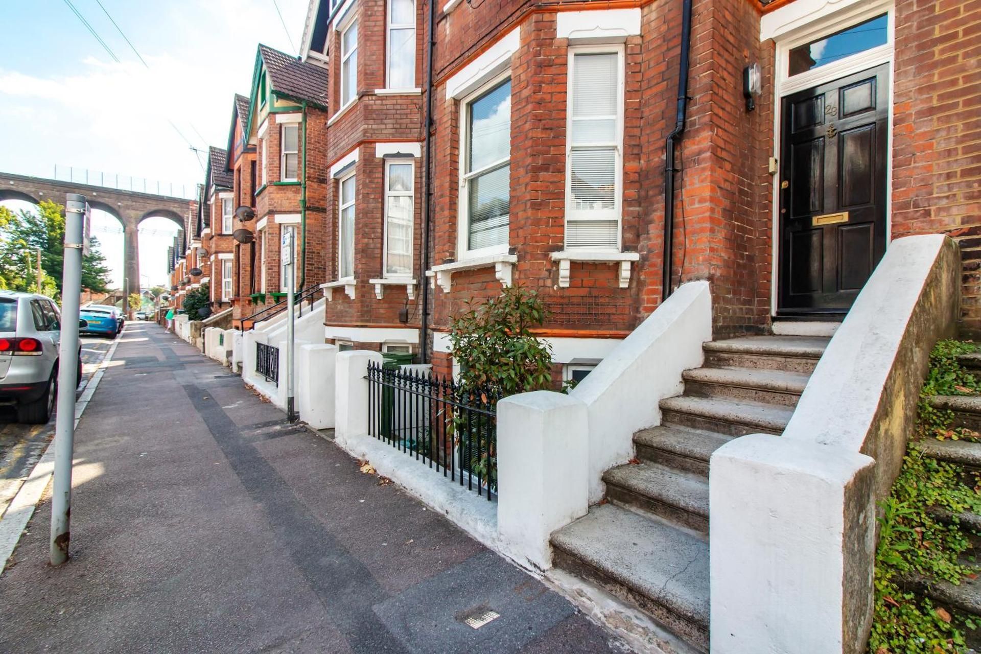 Lovely Private Accommodation with own Garden