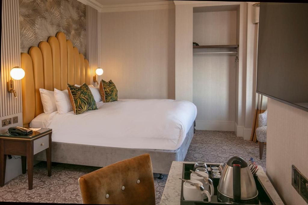 Premium King Room with Sofa Bed