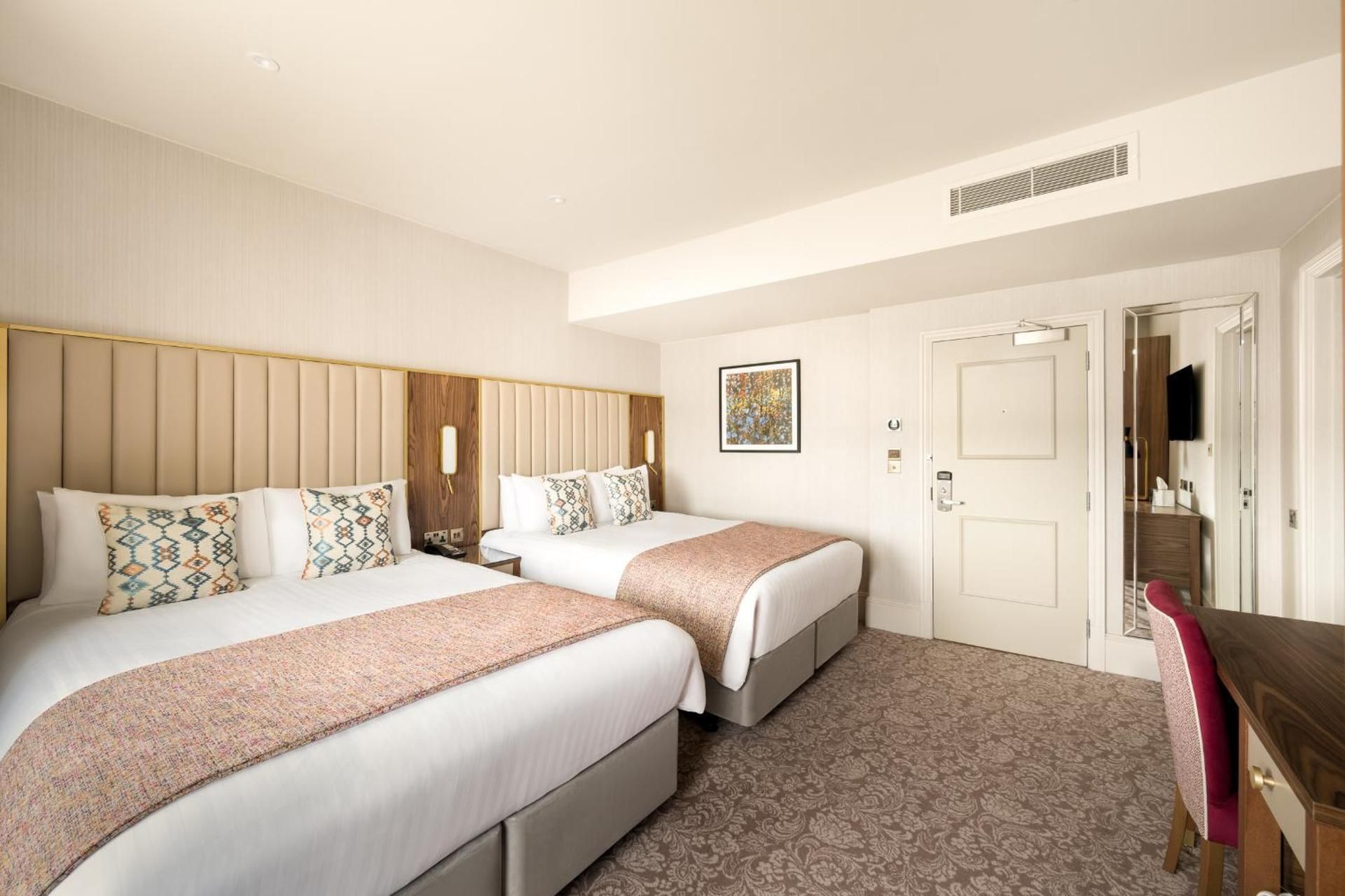 Standard Room with Two Queen Beds